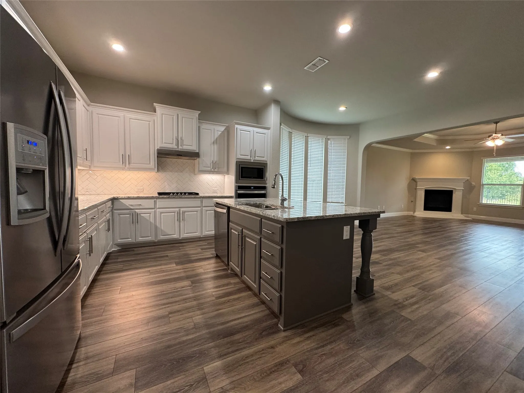 Single Family Residence For Rent in Parker County , 216 Missler Drive, Aledo, Texas 76008, 3 Bedroom, 3 Bathroom, 2 Garage spaces, 2,209 Sqft, built in 2020, mls#21378009, Real Estate Agent in Aledo, Homes For Rent in Parker county, Homes For Rent in Aledo, Realtor in Aledo Texas, Real Estate Brokerage Independent Realty Texas, Luminita Cordes Realtor