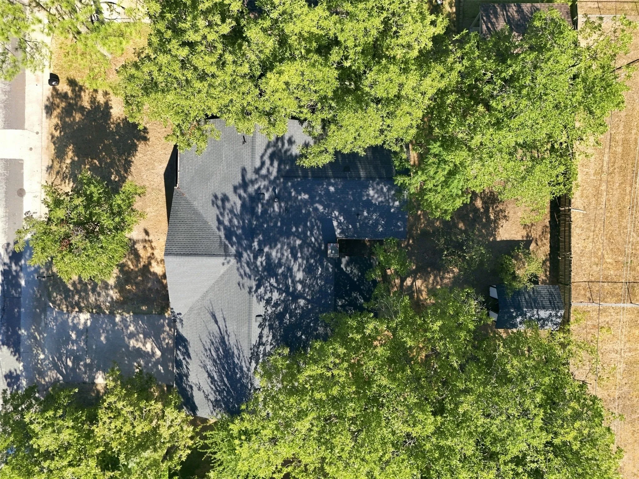 Single Family Residence For Sale in Tarrant County , 612 Simpson Terrace, Bedford, Texas 76021, 4 Bedroom, 2 Bathroom, 2 Garage spaces, 1,911 Sqft, built in 1969, mls#21377934, Real Estate Agent in Bedford, Homes For Sale in Tarrant county, Homes For Sale in Bedford, Realtor in Bedford Texas, Real Estate Brokerage Independent Realty Texas, Luminita Cordes Realtor