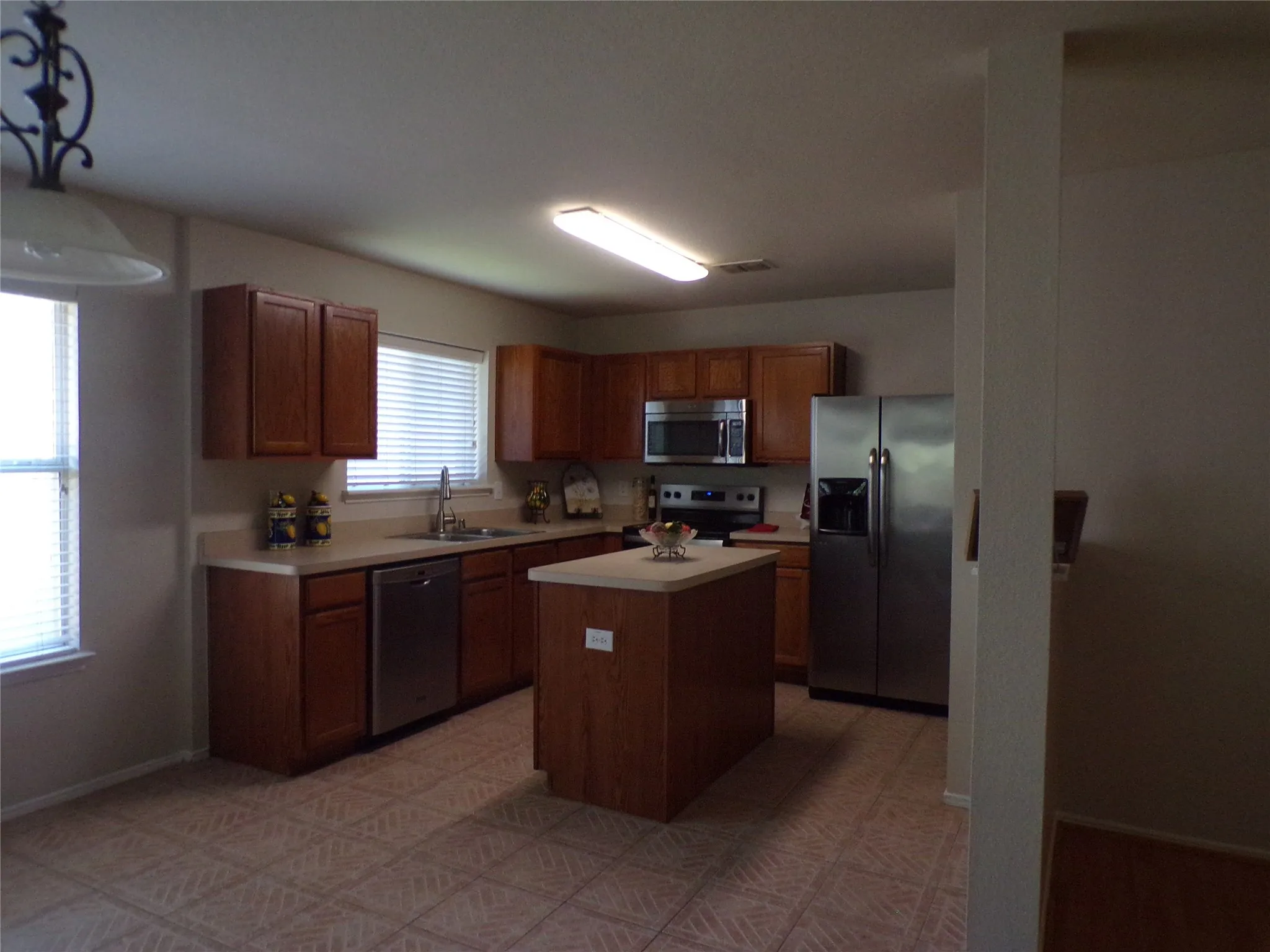 Single Family Residence For Rent in Collin County , 2612 Sierra Drive, Mc Kinney, Texas 75071, 3 Bedroom, 2 Bathroom, 2 Garage spaces, 1,444 Sqft, built in 2002, mls#21378182, Real Estate Agent in Mc Kinney, Homes For Rent in Collin county, Homes For Rent in Mc Kinney, Realtor in Mc Kinney Texas, Real Estate Brokerage Independent Realty Texas, Luminita Cordes Realtor