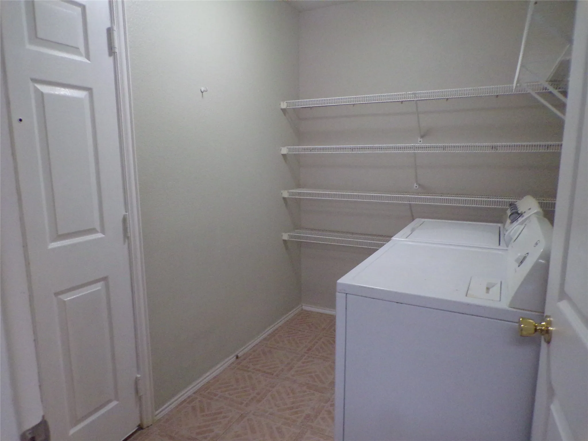 Single Family Residence For Rent in Collin County , 2612 Sierra Drive, Mc Kinney, Texas 75071, 3 Bedroom, 2 Bathroom, 2 Garage spaces, 1,444 Sqft, built in 2002, mls#21378182, Real Estate Agent in Mc Kinney, Homes For Rent in Collin county, Homes For Rent in Mc Kinney, Realtor in Mc Kinney Texas, Real Estate Brokerage Independent Realty Texas, Luminita Cordes Realtor