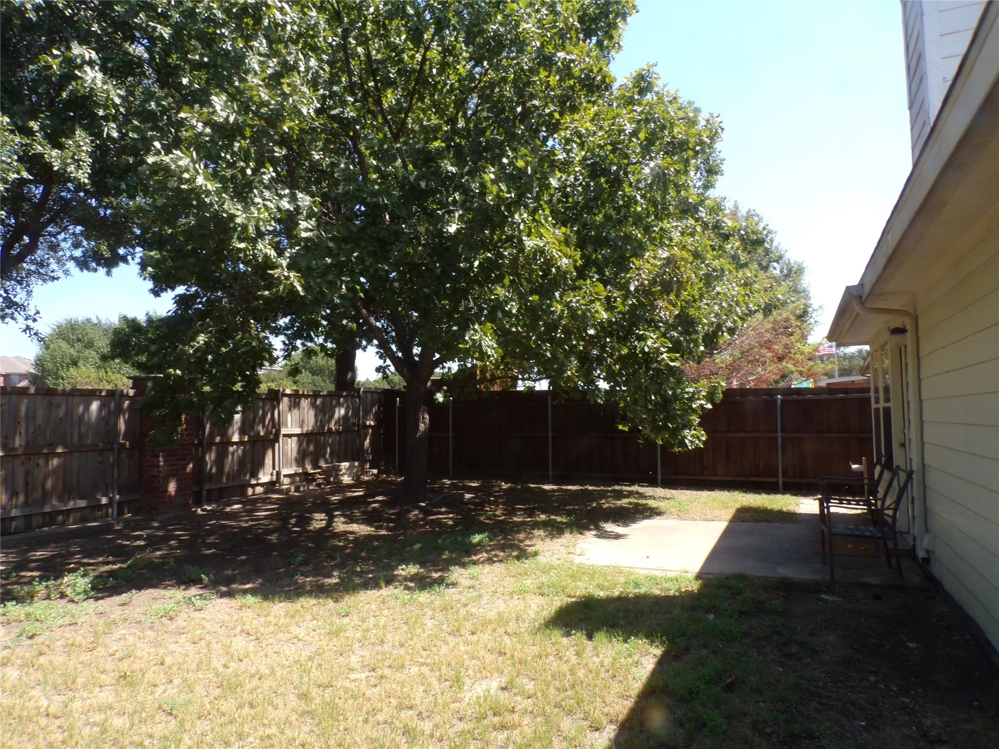 Single Family Residence For Rent in Collin County , 2612 Sierra Drive, Mc Kinney, Texas 75071, 3 Bedroom, 2 Bathroom, 2 Garage spaces, 1,444 Sqft, built in 2002, mls#21378182, Real Estate Agent in Mc Kinney, Homes For Rent in Collin county, Homes For Rent in Mc Kinney, Realtor in Mc Kinney Texas, Real Estate Brokerage Independent Realty Texas, Luminita Cordes Realtor