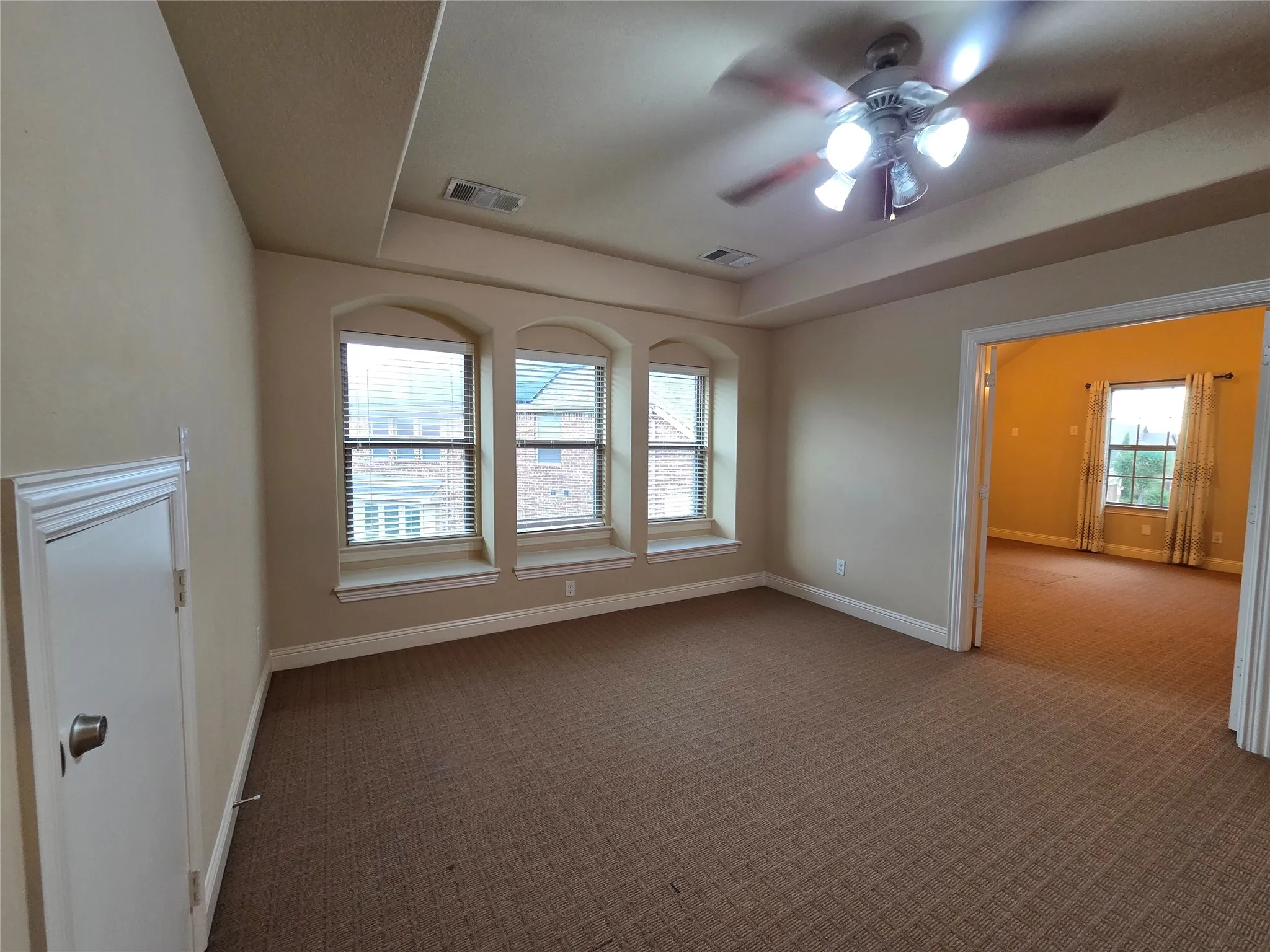 Single Family Residence For Rent in Dallas County , 146 Rolling Fork Bend, Irving, Texas 75039, 4 Bedroom, 4 Bathroom, 2 Garage spaces, 3,164 Sqft, built in 2012, mls#21378184, Real Estate Agent in Irving, Homes For Rent in Dallas county, Homes For Rent in Irving, Realtor in Irving Texas, Real Estate Brokerage Independent Realty Texas, Luminita Cordes Realtor