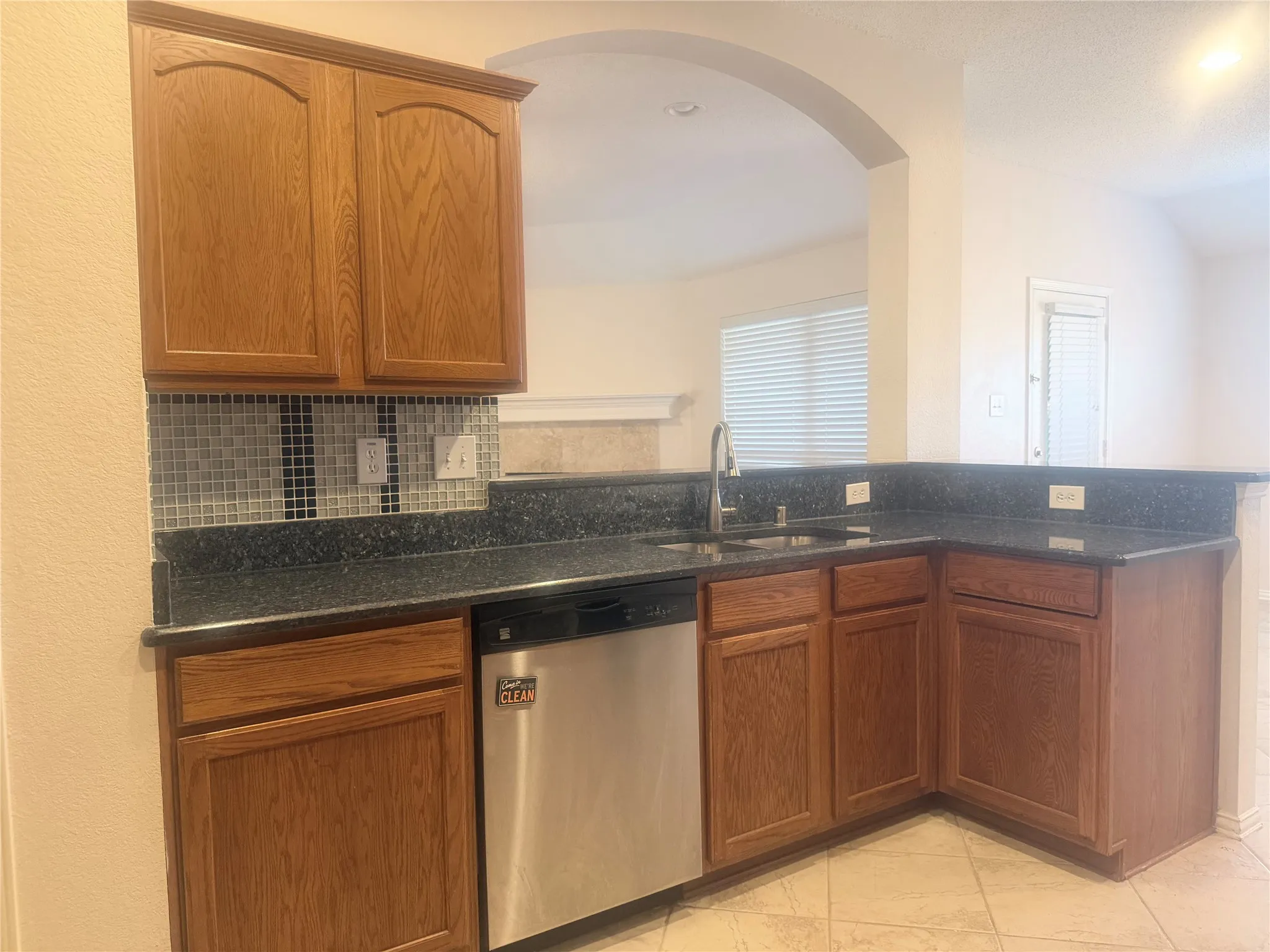 Single Family Residence For Rent in Collin County , 529 Laredo Drive, Murphy, Texas 75094, 3 Bedroom, 2 Bathroom, 2 Garage spaces, 1,832 Sqft, built in 2005, mls#21378092, Real Estate Agent in Murphy, Homes For Rent in Collin county, Homes For Rent in Murphy, Realtor in Murphy Texas, Real Estate Brokerage Independent Realty Texas, Luminita Cordes Realtor