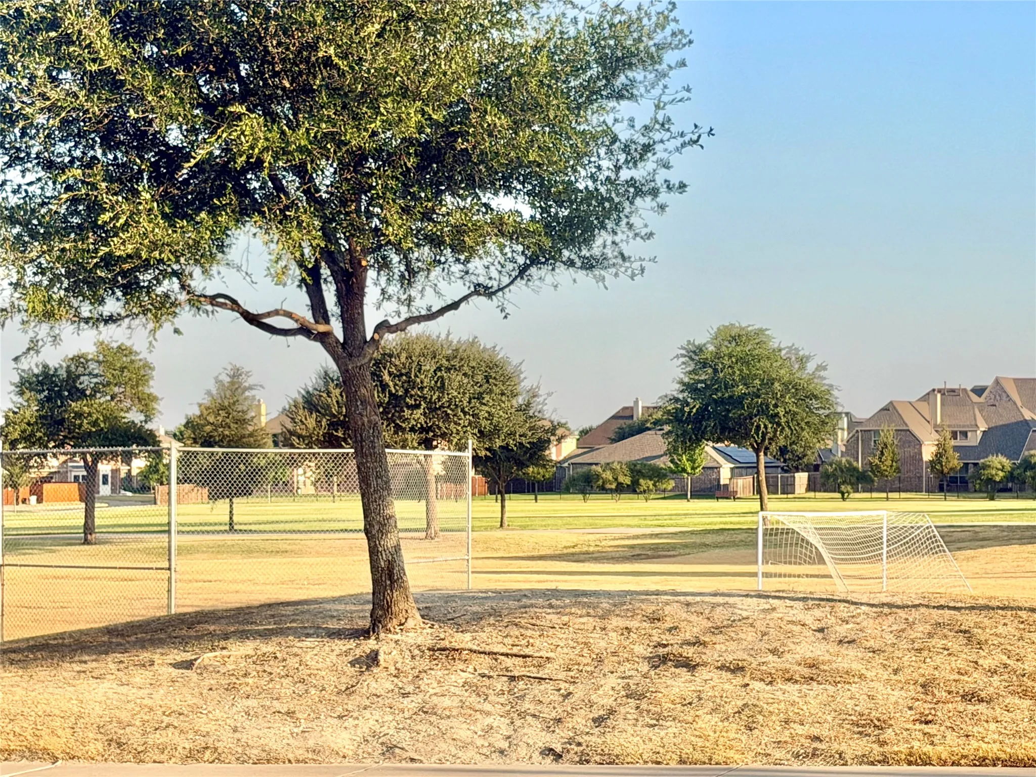 Single Family Residence For Rent in Collin County , 529 Laredo Drive, Murphy, Texas 75094, 3 Bedroom, 2 Bathroom, 2 Garage spaces, 1,832 Sqft, built in 2005, mls#21378092, Real Estate Agent in Murphy, Homes For Rent in Collin county, Homes For Rent in Murphy, Realtor in Murphy Texas, Real Estate Brokerage Independent Realty Texas, Luminita Cordes Realtor