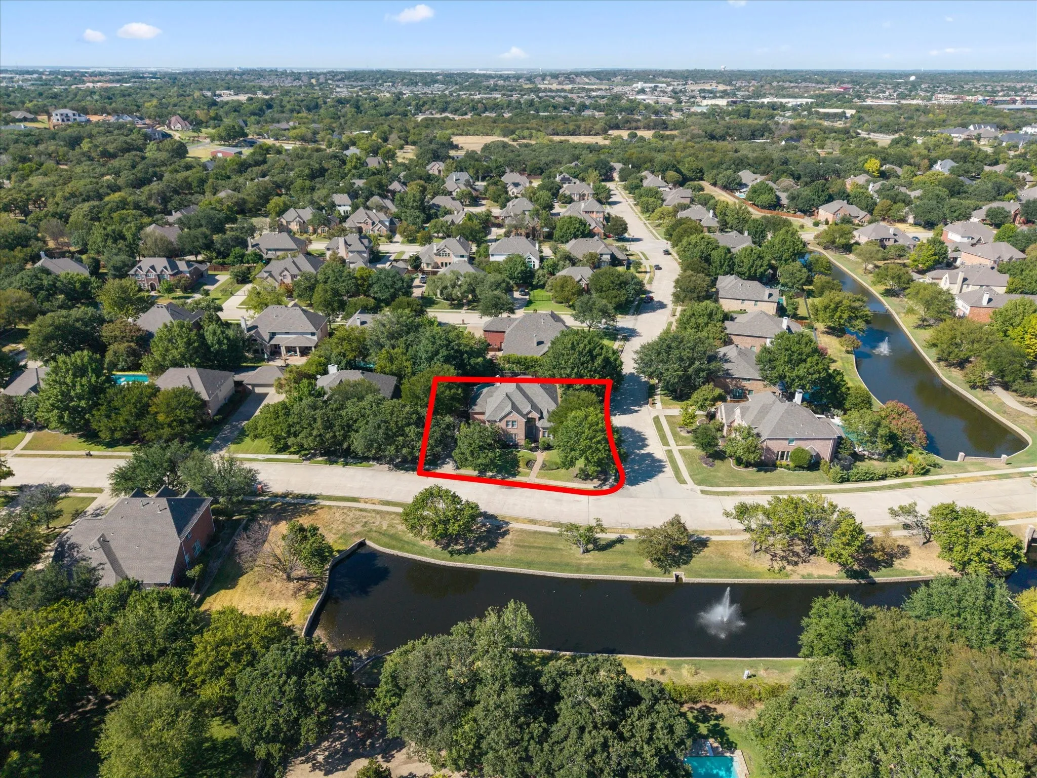 Single Family Residence For Sale in Tarrant County , 815 Forest Lakes Drive, Keller, Texas 76248, 4 Bedroom, 4 Bathroom, 3 Garage spaces, 3,474 Sqft, built in 1999, mls#21378196, Real Estate Agent in Keller, Homes For Sale in Tarrant county, Homes For Sale in Keller, Realtor in Keller Texas, Real Estate Brokerage Independent Realty Texas, Luminita Cordes Realtor