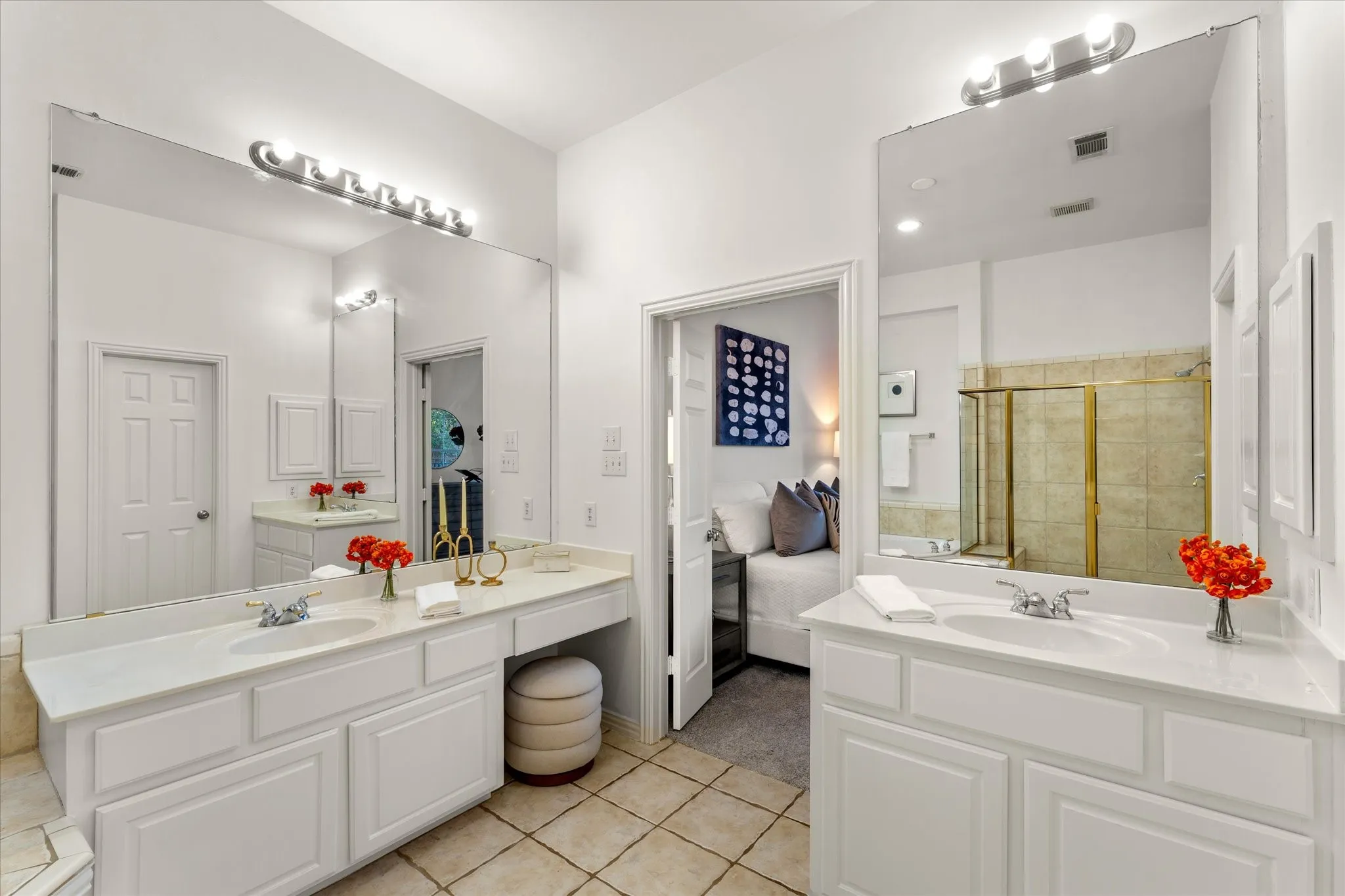 Single Family Residence For Sale in Tarrant County , 815 Forest Lakes Drive, Keller, Texas 76248, 4 Bedroom, 4 Bathroom, 3 Garage spaces, 3,474 Sqft, built in 1999, mls#21378196, Real Estate Agent in Keller, Homes For Sale in Tarrant county, Homes For Sale in Keller, Realtor in Keller Texas, Real Estate Brokerage Independent Realty Texas, Luminita Cordes Realtor