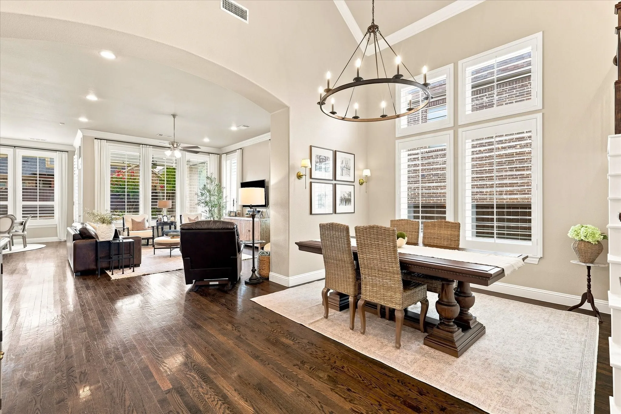 Single Family Residence For Sale in Denton County , 6309 Willow Ridge Trail, Flower Mound, Texas 76226, 4 Bedroom, 4 Bathroom, 3 Garage spaces, 3,161 Sqft, built in 2015, mls#21373254, Real Estate Agent in Flower Mound, Homes For Sale in Denton county, Homes For Sale in Flower Mound, Realtor in Flower Mound Texas, Real Estate Brokerage Independent Realty Texas, Luminita Cordes Realtor