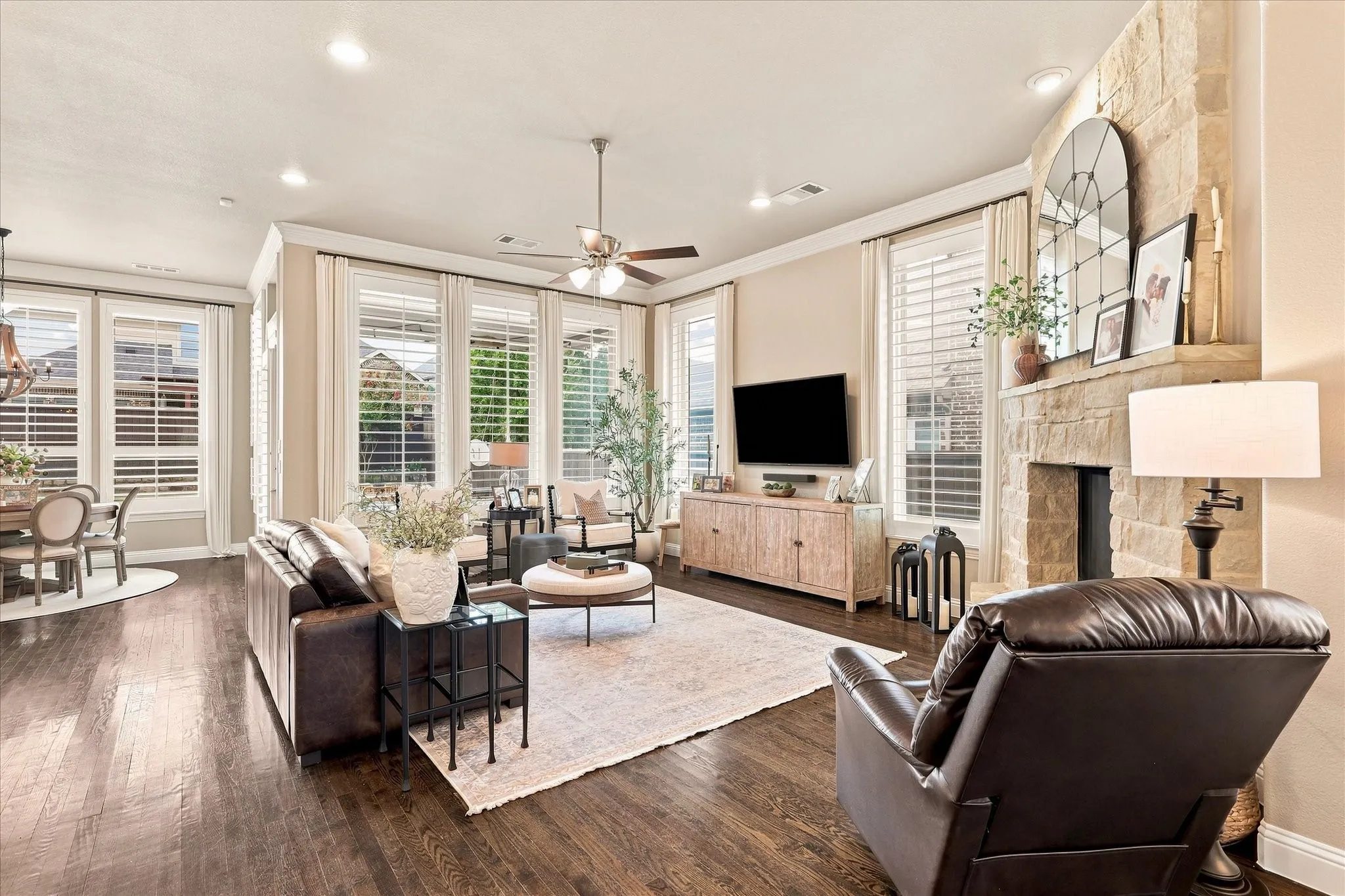 Single Family Residence For Sale in Denton County , 6309 Willow Ridge Trail, Flower Mound, Texas 76226, 4 Bedroom, 4 Bathroom, 3 Garage spaces, 3,161 Sqft, built in 2015, mls#21373254, Real Estate Agent in Flower Mound, Homes For Sale in Denton county, Homes For Sale in Flower Mound, Realtor in Flower Mound Texas, Real Estate Brokerage Independent Realty Texas, Luminita Cordes Realtor