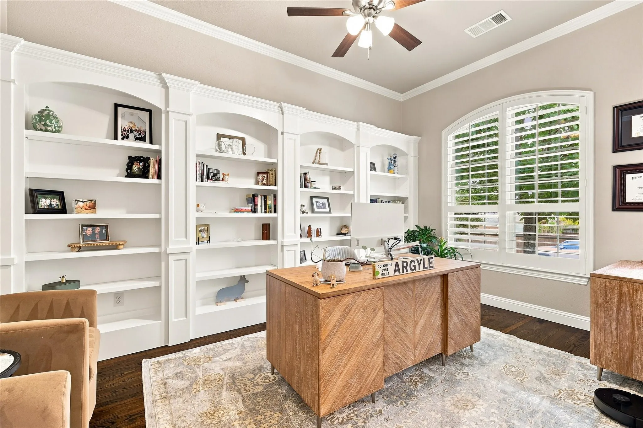 Single Family Residence For Sale in Denton County , 6309 Willow Ridge Trail, Flower Mound, Texas 76226, 4 Bedroom, 4 Bathroom, 3 Garage spaces, 3,161 Sqft, built in 2015, mls#21373254, Real Estate Agent in Flower Mound, Homes For Sale in Denton county, Homes For Sale in Flower Mound, Realtor in Flower Mound Texas, Real Estate Brokerage Independent Realty Texas, Luminita Cordes Realtor