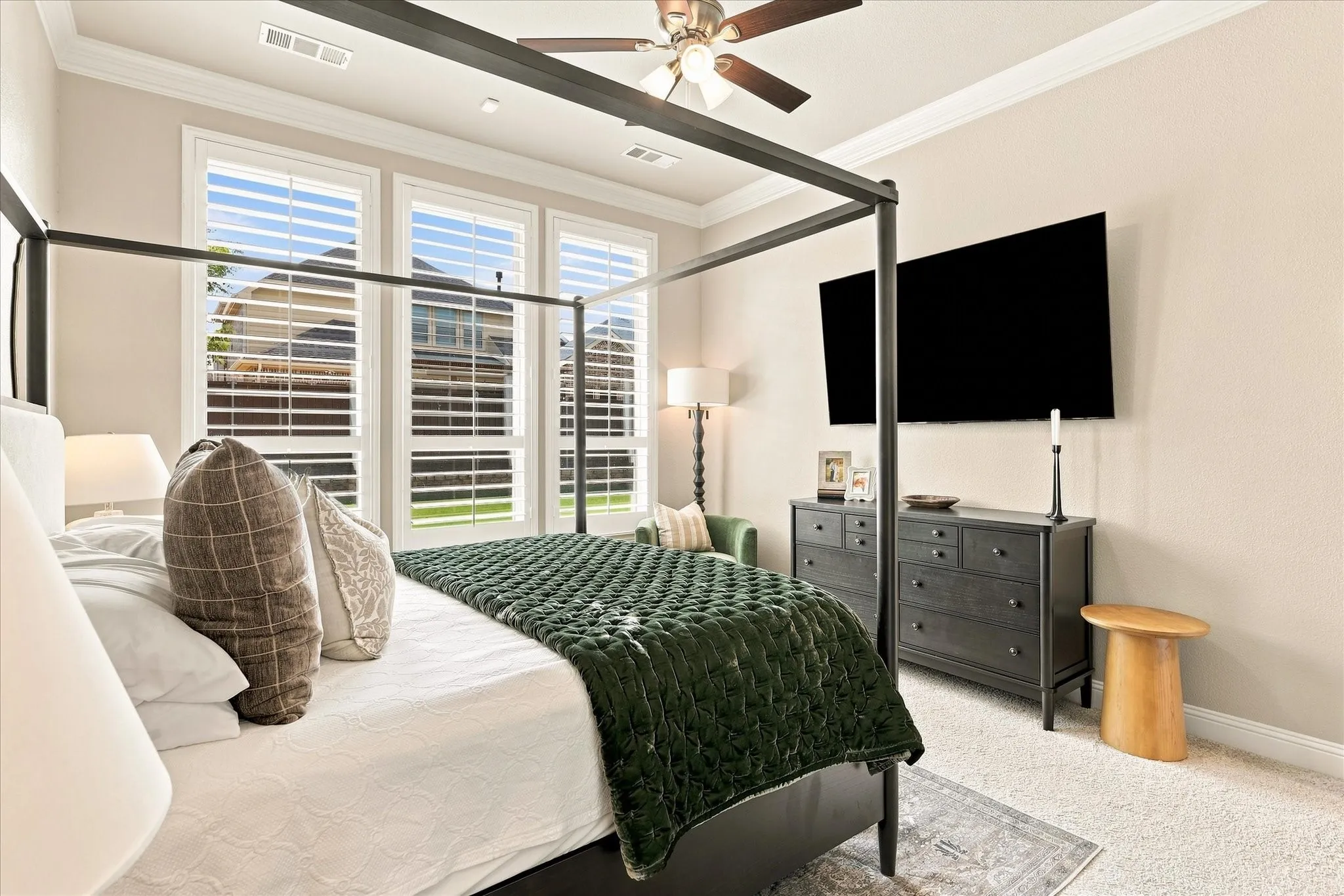 Single Family Residence For Sale in Denton County , 6309 Willow Ridge Trail, Flower Mound, Texas 76226, 4 Bedroom, 4 Bathroom, 3 Garage spaces, 3,161 Sqft, built in 2015, mls#21373254, Real Estate Agent in Flower Mound, Homes For Sale in Denton county, Homes For Sale in Flower Mound, Realtor in Flower Mound Texas, Real Estate Brokerage Independent Realty Texas, Luminita Cordes Realtor
