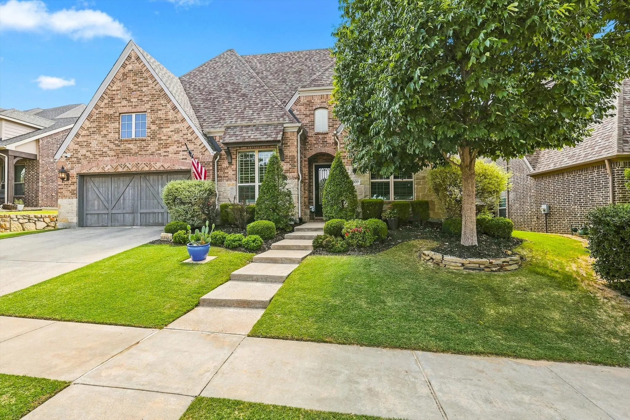 Single Family Residence For Sale in Denton County , 6309 Willow Ridge Trail, Flower Mound, Texas 76226, 4 Bedroom, 4 Bathroom, 3 Garage spaces, 3,161 Sqft, built in 2015, mls#21373254, Real Estate Agent in Flower Mound, Homes For Sale in Denton county, Homes For Sale in Flower Mound, Realtor in Flower Mound Texas, Real Estate Brokerage Independent Realty Texas, Luminita Cordes Realtor