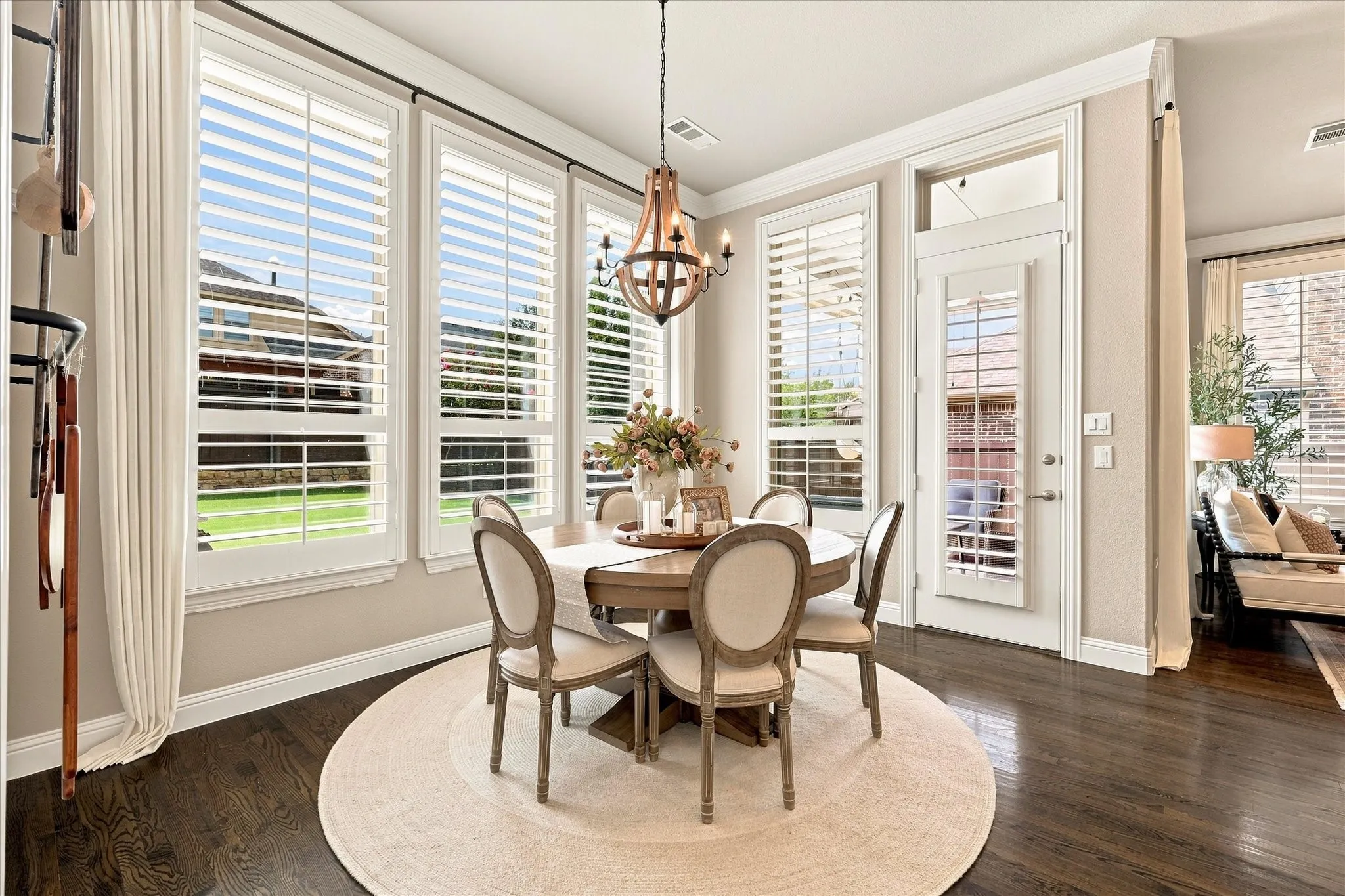 Single Family Residence For Sale in Denton County , 6309 Willow Ridge Trail, Flower Mound, Texas 76226, 4 Bedroom, 4 Bathroom, 3 Garage spaces, 3,161 Sqft, built in 2015, mls#21373254, Real Estate Agent in Flower Mound, Homes For Sale in Denton county, Homes For Sale in Flower Mound, Realtor in Flower Mound Texas, Real Estate Brokerage Independent Realty Texas, Luminita Cordes Realtor