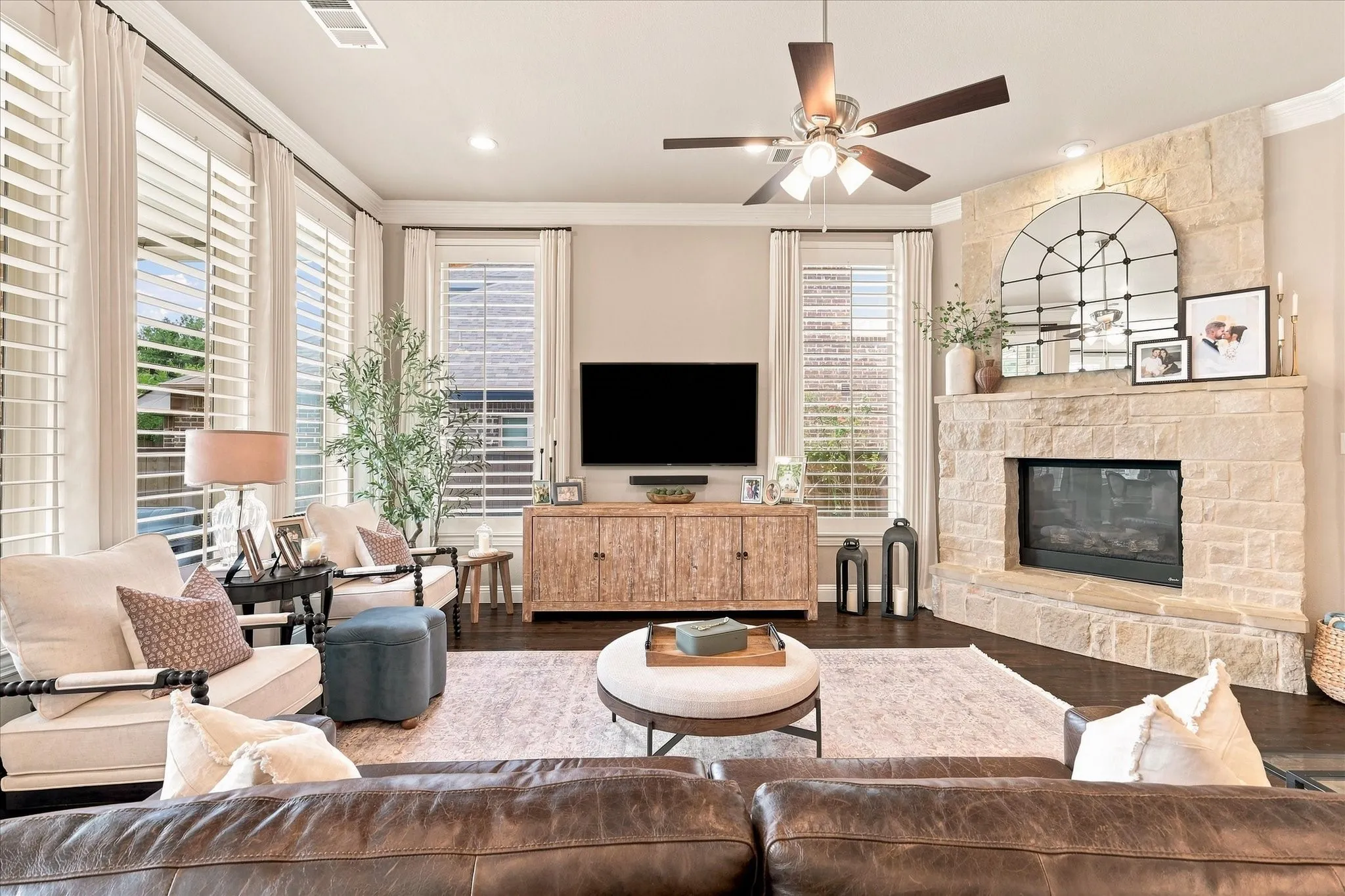 Single Family Residence For Sale in Denton County , 6309 Willow Ridge Trail, Flower Mound, Texas 76226, 4 Bedroom, 4 Bathroom, 3 Garage spaces, 3,161 Sqft, built in 2015, mls#21373254, Real Estate Agent in Flower Mound, Homes For Sale in Denton county, Homes For Sale in Flower Mound, Realtor in Flower Mound Texas, Real Estate Brokerage Independent Realty Texas, Luminita Cordes Realtor