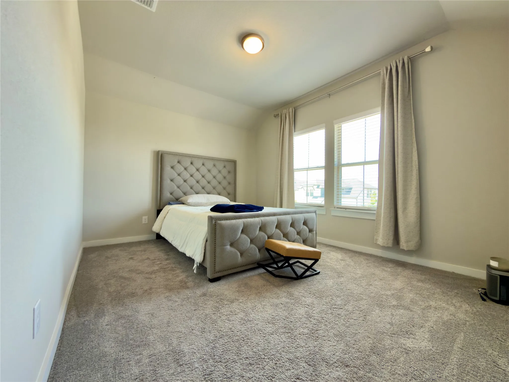 Single Family Residence For Rent in Tarrant County , 2417 Mankato Drive, Fort Worth, Texas 76179, 5 Bedroom, 3 Bathroom, 2 Garage spaces, 2,956 Sqft, built in 2022, mls#21378194, Real Estate Agent in Fort Worth, Homes For Rent in Tarrant county, Homes For Rent in Fort Worth, Realtor in Fort Worth Texas, Real Estate Brokerage Independent Realty Texas, Luminita Cordes Realtor