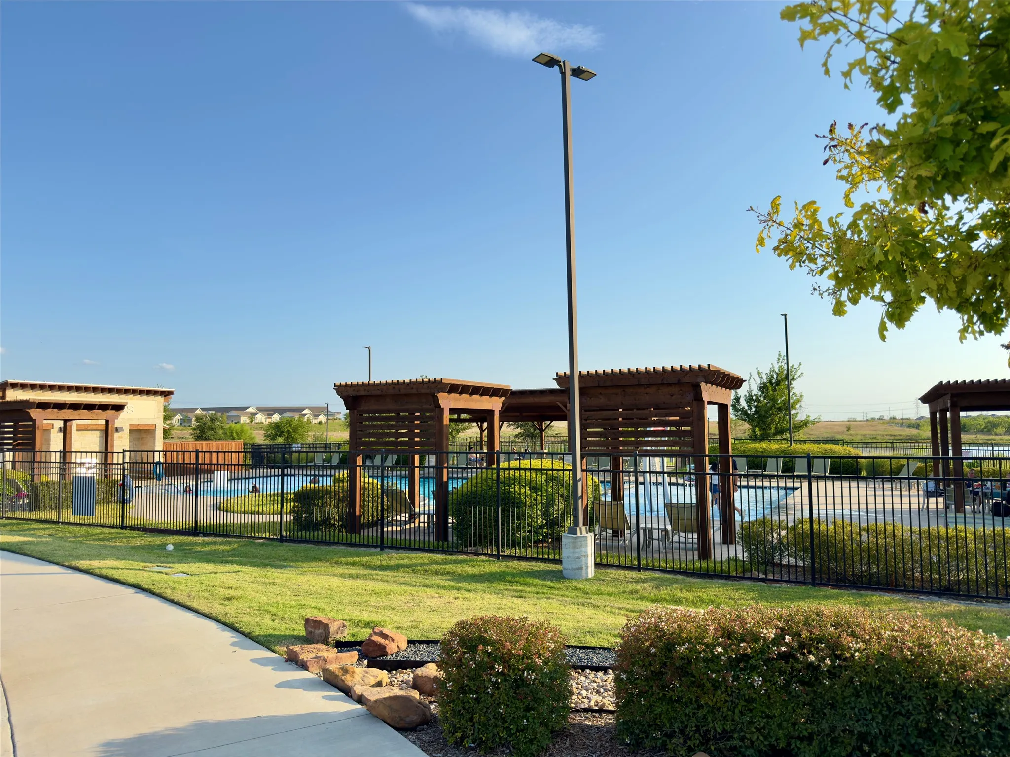 Single Family Residence For Rent in Tarrant County , 2417 Mankato Drive, Fort Worth, Texas 76179, 5 Bedroom, 3 Bathroom, 2 Garage spaces, 2,956 Sqft, built in 2022, mls#21378194, Real Estate Agent in Fort Worth, Homes For Rent in Tarrant county, Homes For Rent in Fort Worth, Realtor in Fort Worth Texas, Real Estate Brokerage Independent Realty Texas, Luminita Cordes Realtor