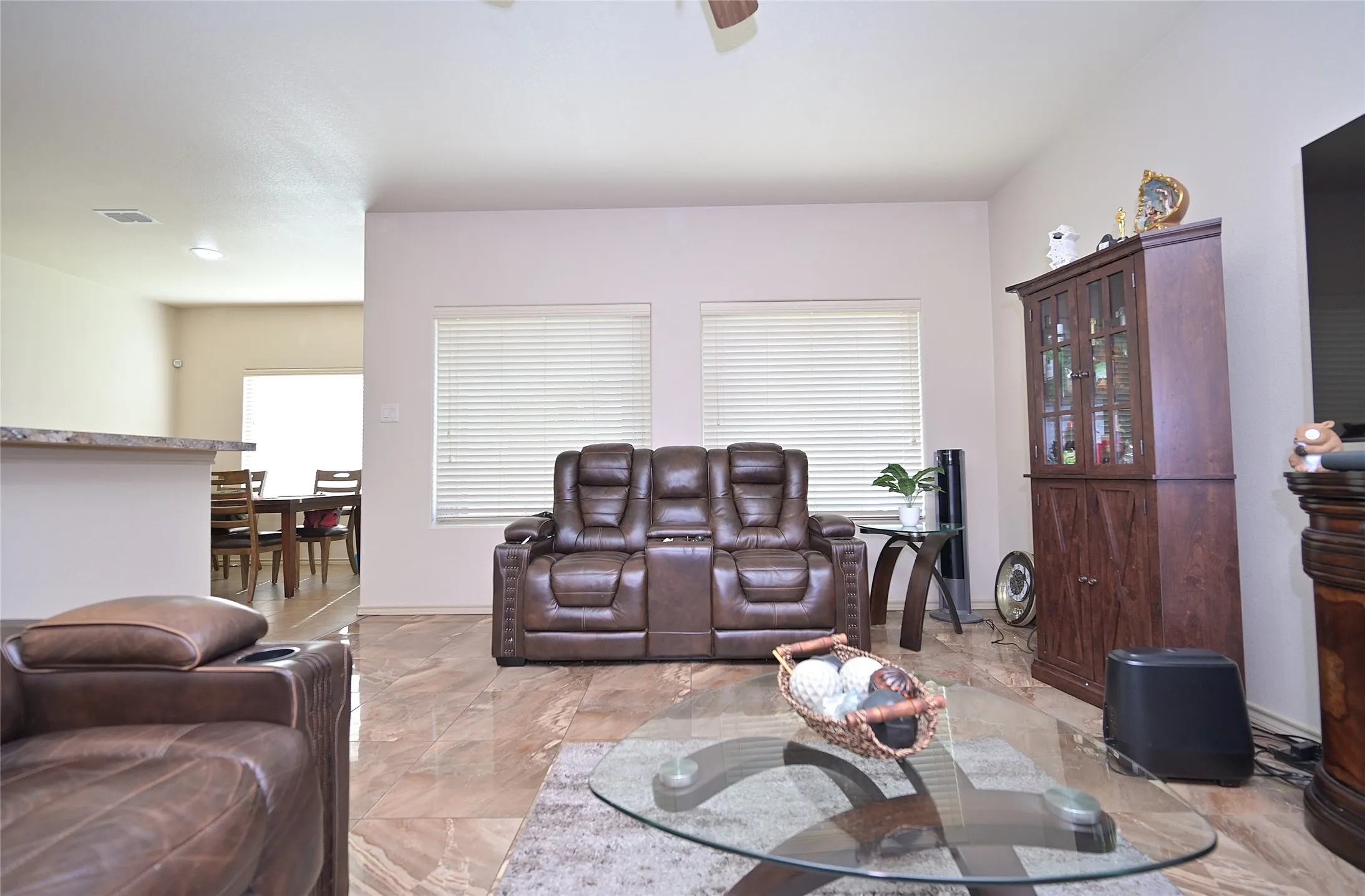 Single Family Residence For Sale in Tarrant County , 3000 Mitchell Court, Arlington, Texas 76010, 3 Bedroom, 2 Bathroom, 2 Garage spaces, 1,704 Sqft, built in 2014, mls#21370661, Real Estate Agent in Arlington, Homes For Sale in Tarrant county, Homes For Sale in Arlington, Realtor in Arlington Texas, Real Estate Brokerage Independent Realty Texas, Luminita Cordes Realtor