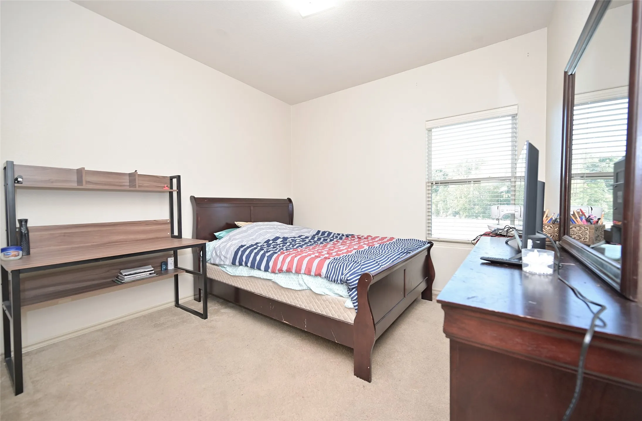 Single Family Residence For Sale in Tarrant County , 3000 Mitchell Court, Arlington, Texas 76010, 3 Bedroom, 2 Bathroom, 2 Garage spaces, 1,704 Sqft, built in 2014, mls#21370661, Real Estate Agent in Arlington, Homes For Sale in Tarrant county, Homes For Sale in Arlington, Realtor in Arlington Texas, Real Estate Brokerage Independent Realty Texas, Luminita Cordes Realtor