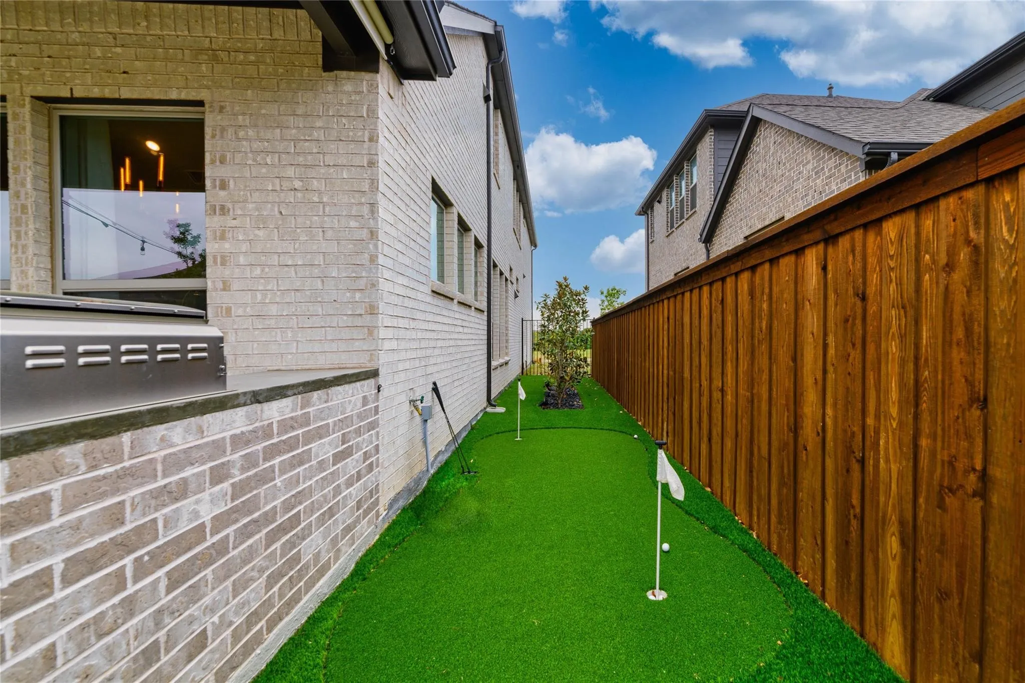 Single Family Residence For Rent in Denton County , 2262 Poppyvine Road, Frisco, Texas 75033, 5 Bedroom, 5 Bathroom, 2 Garage spaces, 3,517 Sqft, built in 2019, mls#21378201, Real Estate Agent in Frisco, Homes For Rent in Denton county, Homes For Rent in Frisco, Realtor in Frisco Texas, Real Estate Brokerage Independent Realty Texas, Luminita Cordes Realtor