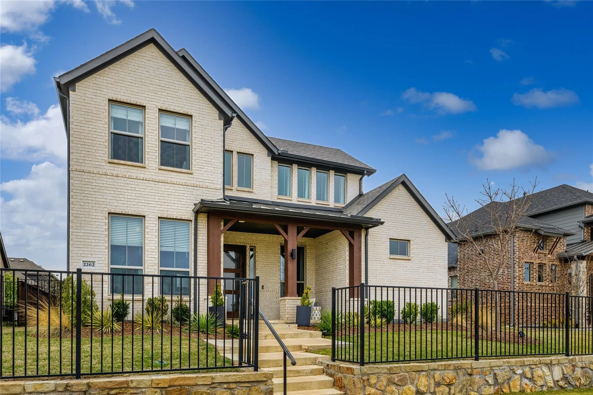 Single Family Residence For Rent in Denton County , 2262 Poppyvine Road, Frisco, Texas 75033, 5 Bedroom, 5 Bathroom, 2 Garage spaces, 3,517 Sqft, built in 2019, mls#21378201, Real Estate Agent in Frisco, Homes For Rent in Denton county, Homes For Rent in Frisco, Realtor in Frisco Texas, Real Estate Brokerage Independent Realty Texas, Luminita Cordes Realtor