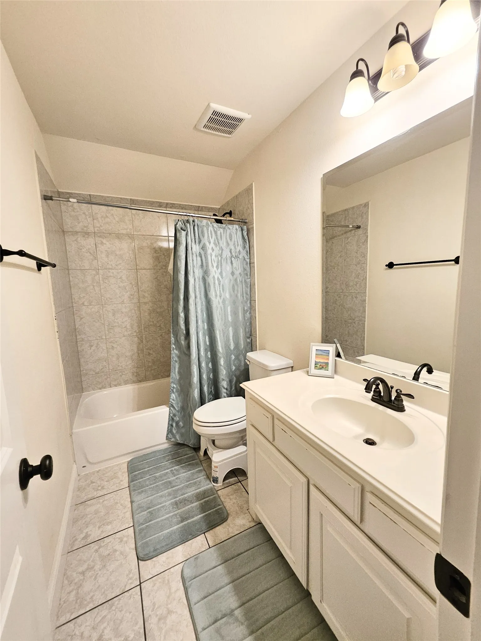 Single Family Residence For Sale in Collin County , 608 Jagged Way, Plano, Texas 75074, 5 Bedroom, 5 Bathroom, 2 Garage spaces, 3,968 Sqft, built in 2016, mls#21378206, Real Estate Agent in Plano, Homes For Sale in Collin county, Homes For Sale in Plano, Realtor in Plano Texas, Real Estate Brokerage Independent Realty Texas, Luminita Cordes Realtor