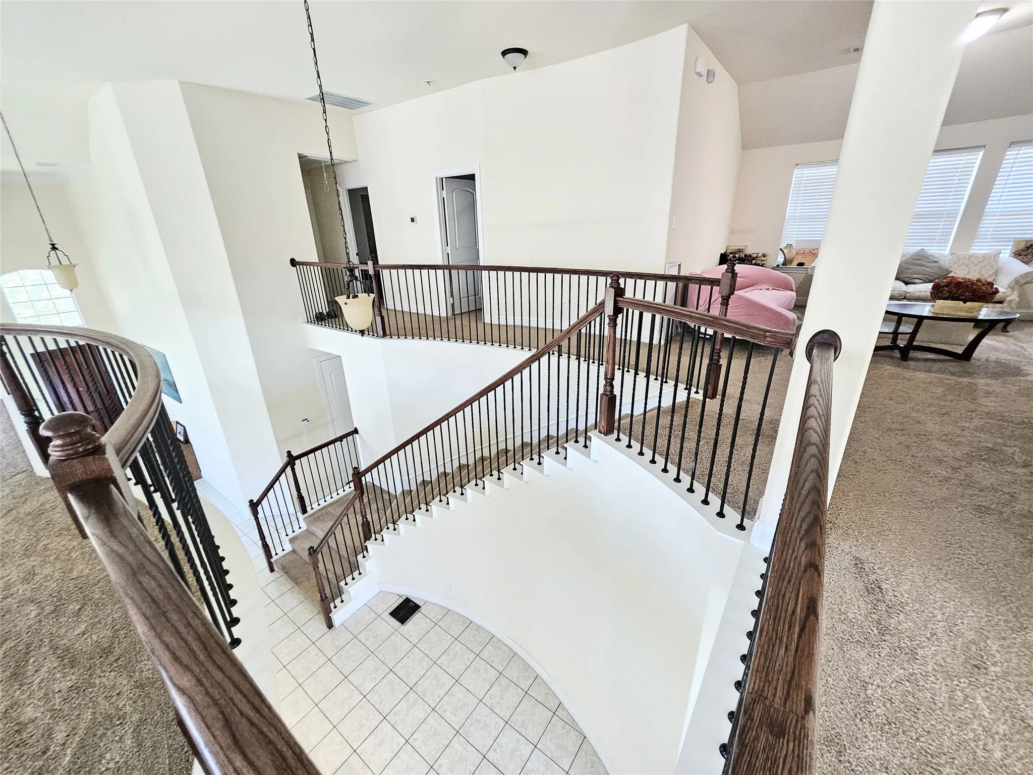 Single Family Residence For Sale in Collin County , 608 Jagged Way, Plano, Texas 75074, 5 Bedroom, 5 Bathroom, 2 Garage spaces, 3,968 Sqft, built in 2016, mls#21378206, Real Estate Agent in Plano, Homes For Sale in Collin county, Homes For Sale in Plano, Realtor in Plano Texas, Real Estate Brokerage Independent Realty Texas, Luminita Cordes Realtor