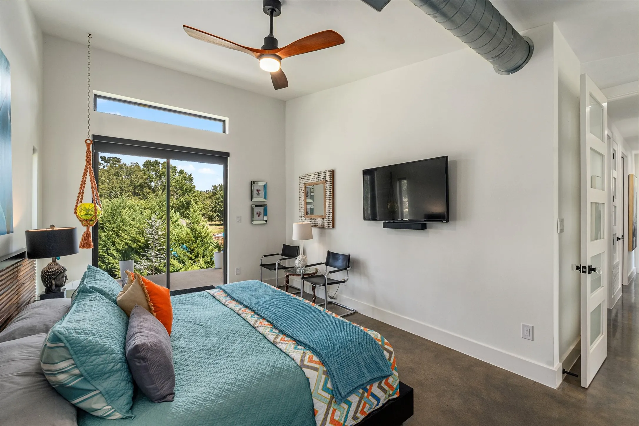  ceilings put to 11ft in every room.