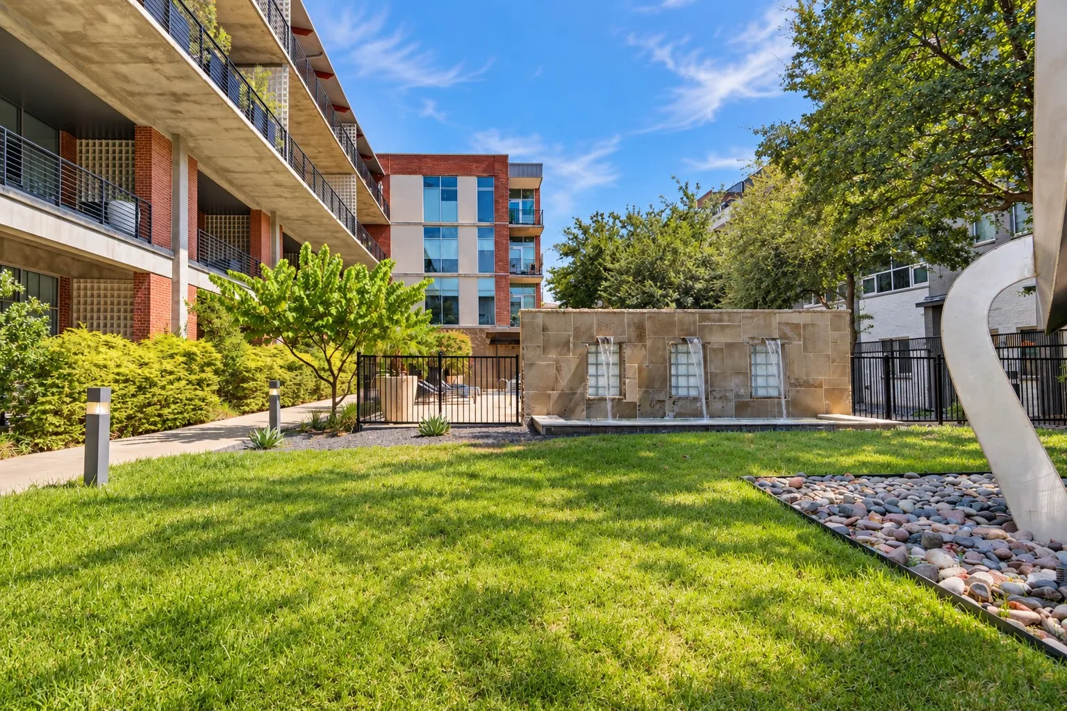 Welcome to 3030 Bryan Street, #309