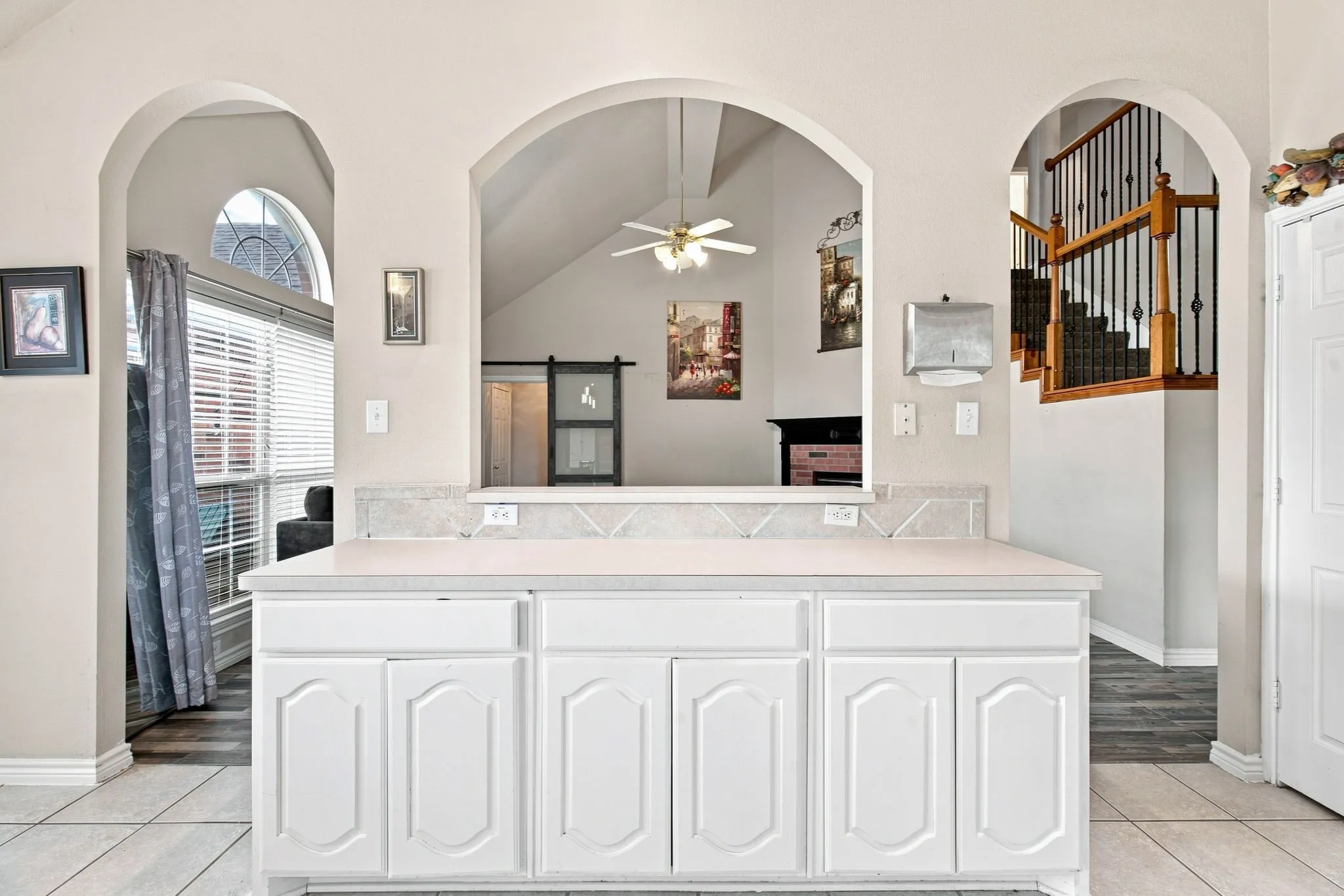 Single Family Residence For Sale in Dallas County , 1720 Cattail Creek, De Soto, Texas 75115, 4 Bedroom, 3 Bathroom, 1 Garage spaces, 2,744 Sqft, built in 2002, mls#21378208, Real Estate Agent in De Soto, Homes For Sale in Dallas county, Homes For Sale in De Soto, Realtor in De Soto Texas, Real Estate Brokerage Independent Realty Texas, Luminita Cordes Realtor