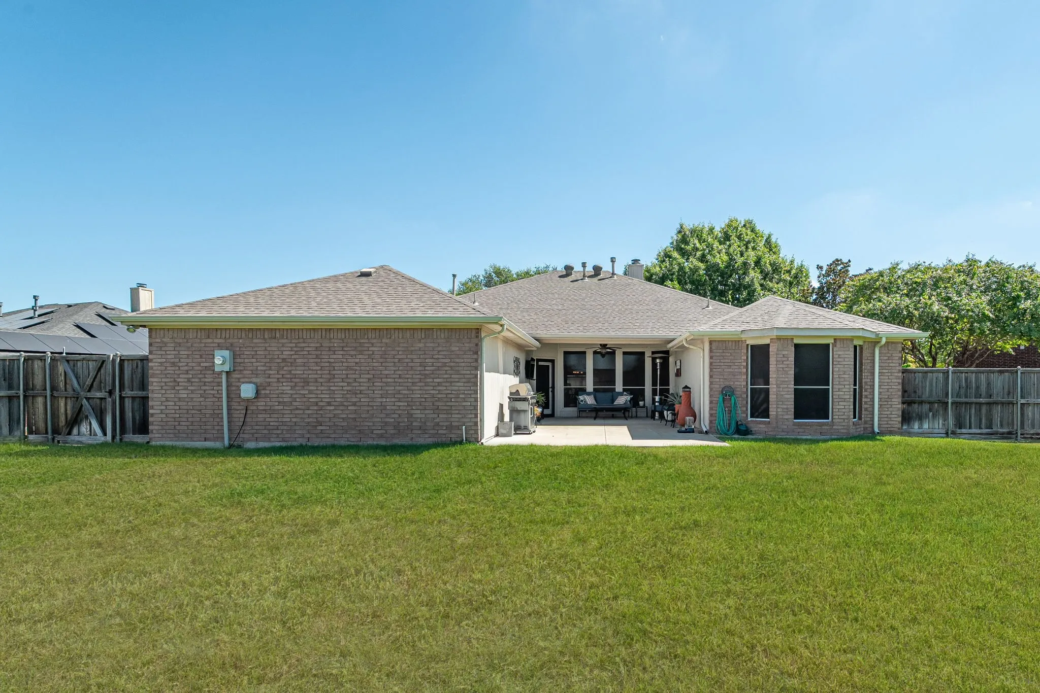 Single Family Residence For Sale in Collin County , 501 Ambrose Drive, Murphy, Texas 75094, 4 Bedroom, 3 Bathroom, 2 Garage spaces, 2,323 Sqft, built in 1999, mls#21376933, Real Estate Agent in Murphy, Homes For Sale in Collin county, Homes For Sale in Murphy, Realtor in Murphy Texas, Real Estate Brokerage Independent Realty Texas, Luminita Cordes Realtor