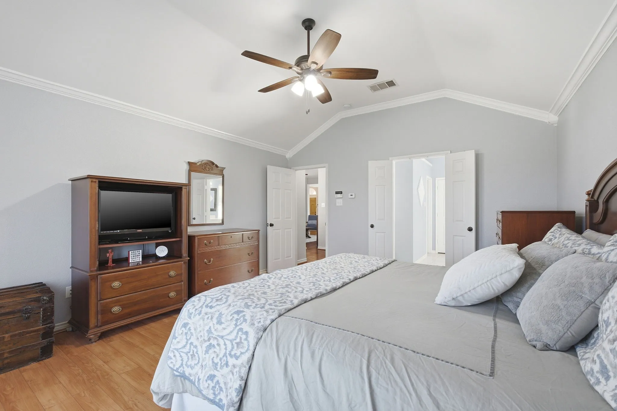 Single Family Residence For Sale in Collin County , 501 Ambrose Drive, Murphy, Texas 75094, 4 Bedroom, 3 Bathroom, 2 Garage spaces, 2,323 Sqft, built in 1999, mls#21376933, Real Estate Agent in Murphy, Homes For Sale in Collin county, Homes For Sale in Murphy, Realtor in Murphy Texas, Real Estate Brokerage Independent Realty Texas, Luminita Cordes Realtor