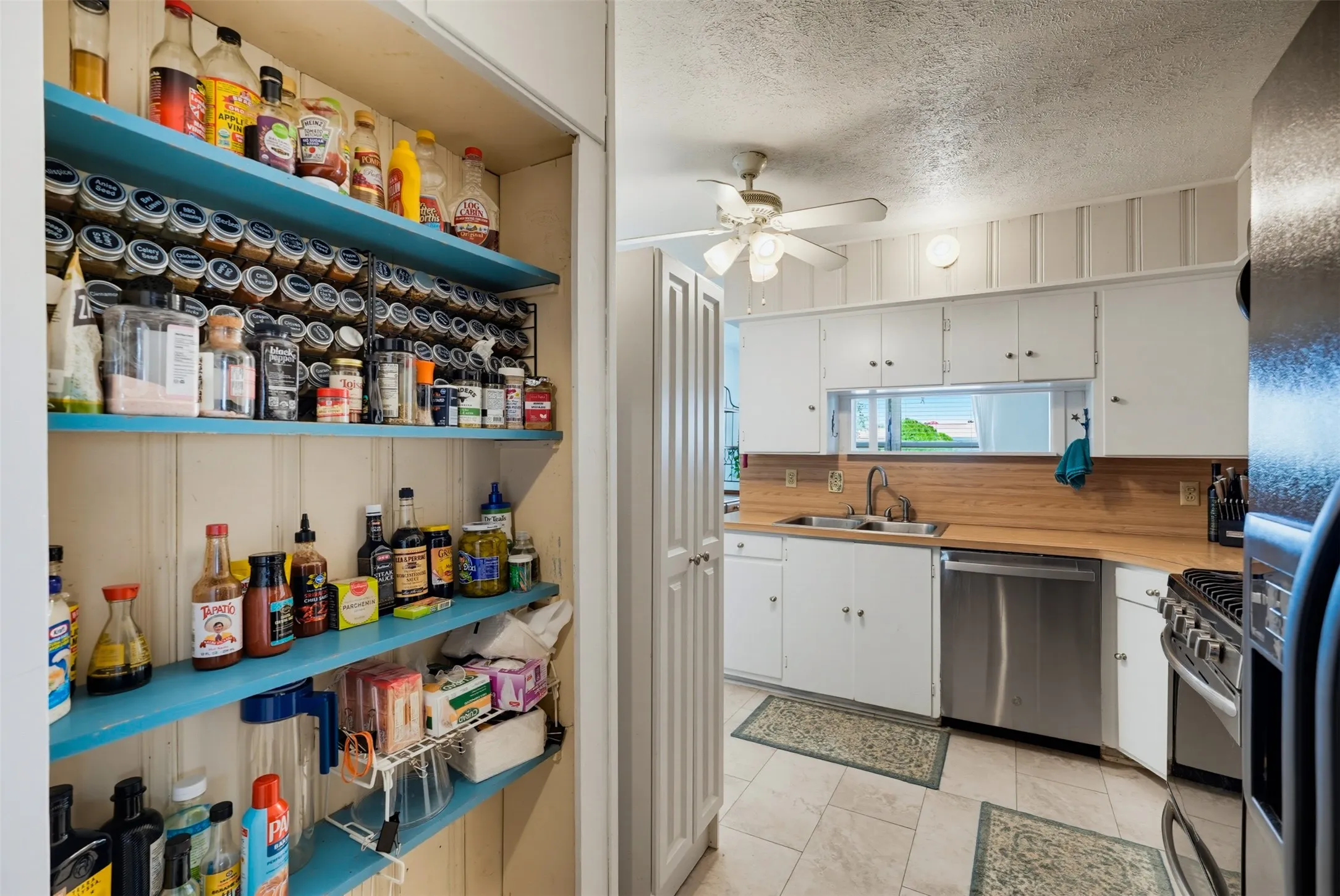 Single Family Residence For Sale in Dallas County , 1820 Puritan Drive, Irving, Texas 75061, 3 Bedroom, 2 Bathroom, Garage spaces, 1,452 Sqft, built in 1954, mls#21378149, Real Estate Agent in Irving, Homes For Sale in Dallas county, Homes For Sale in Irving, Realtor in Irving Texas, Real Estate Brokerage Independent Realty Texas, Luminita Cordes Realtor