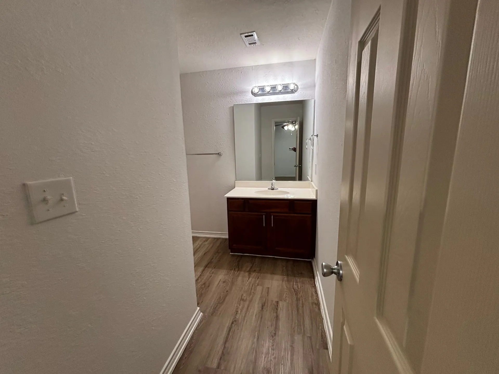 Duplex For Rent in Collin County , 909 Parkplace Ridge, Princeton, Texas 75407, 3 Bedroom, 3 Bathroom, 1 Garage spaces, 1,527 Sqft, built in 2012, mls#21378213, Real Estate Agent in Princeton, Homes For Rent in Collin county, Homes For Rent in Princeton, Realtor in Princeton Texas, Real Estate Brokerage Independent Realty Texas, Luminita Cordes Realtor
