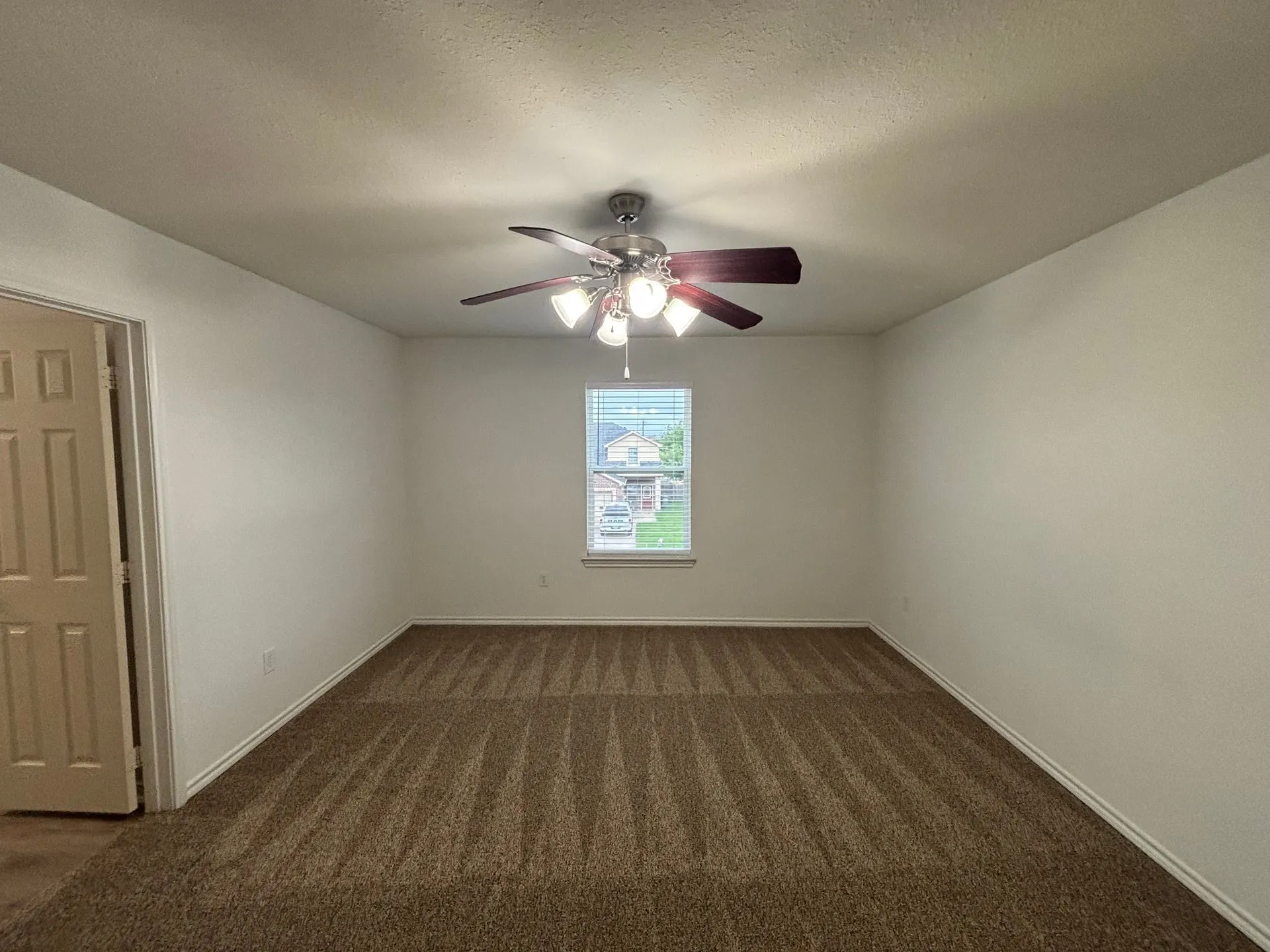 Duplex For Rent in Collin County , 909 Parkplace Ridge, Princeton, Texas 75407, 3 Bedroom, 3 Bathroom, 1 Garage spaces, 1,527 Sqft, built in 2012, mls#21378213, Real Estate Agent in Princeton, Homes For Rent in Collin county, Homes For Rent in Princeton, Realtor in Princeton Texas, Real Estate Brokerage Independent Realty Texas, Luminita Cordes Realtor