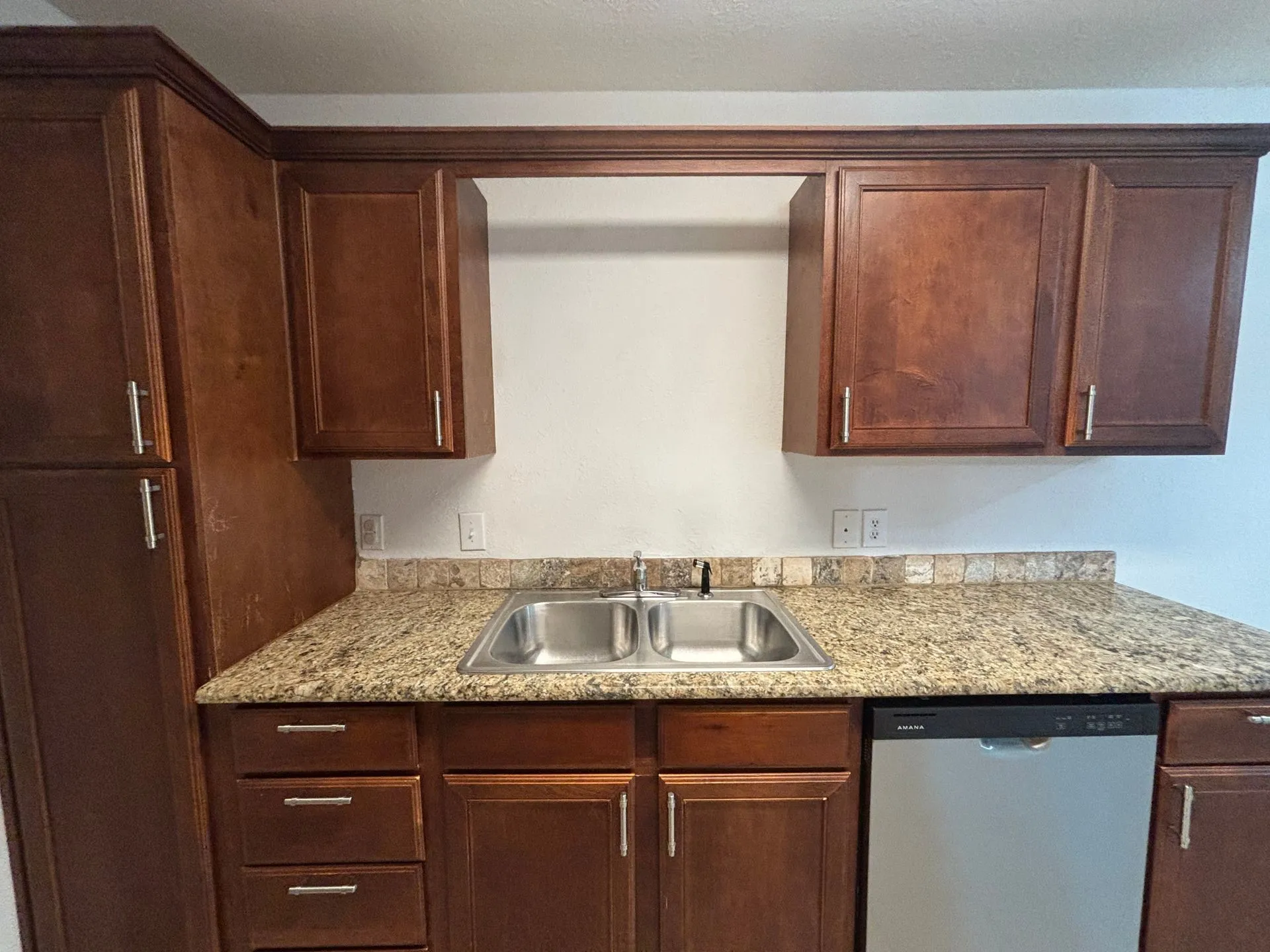 Duplex For Rent in Collin County , 909 Parkplace Ridge, Princeton, Texas 75407, 3 Bedroom, 3 Bathroom, 1 Garage spaces, 1,527 Sqft, built in 2012, mls#21378213, Real Estate Agent in Princeton, Homes For Rent in Collin county, Homes For Rent in Princeton, Realtor in Princeton Texas, Real Estate Brokerage Independent Realty Texas, Luminita Cordes Realtor