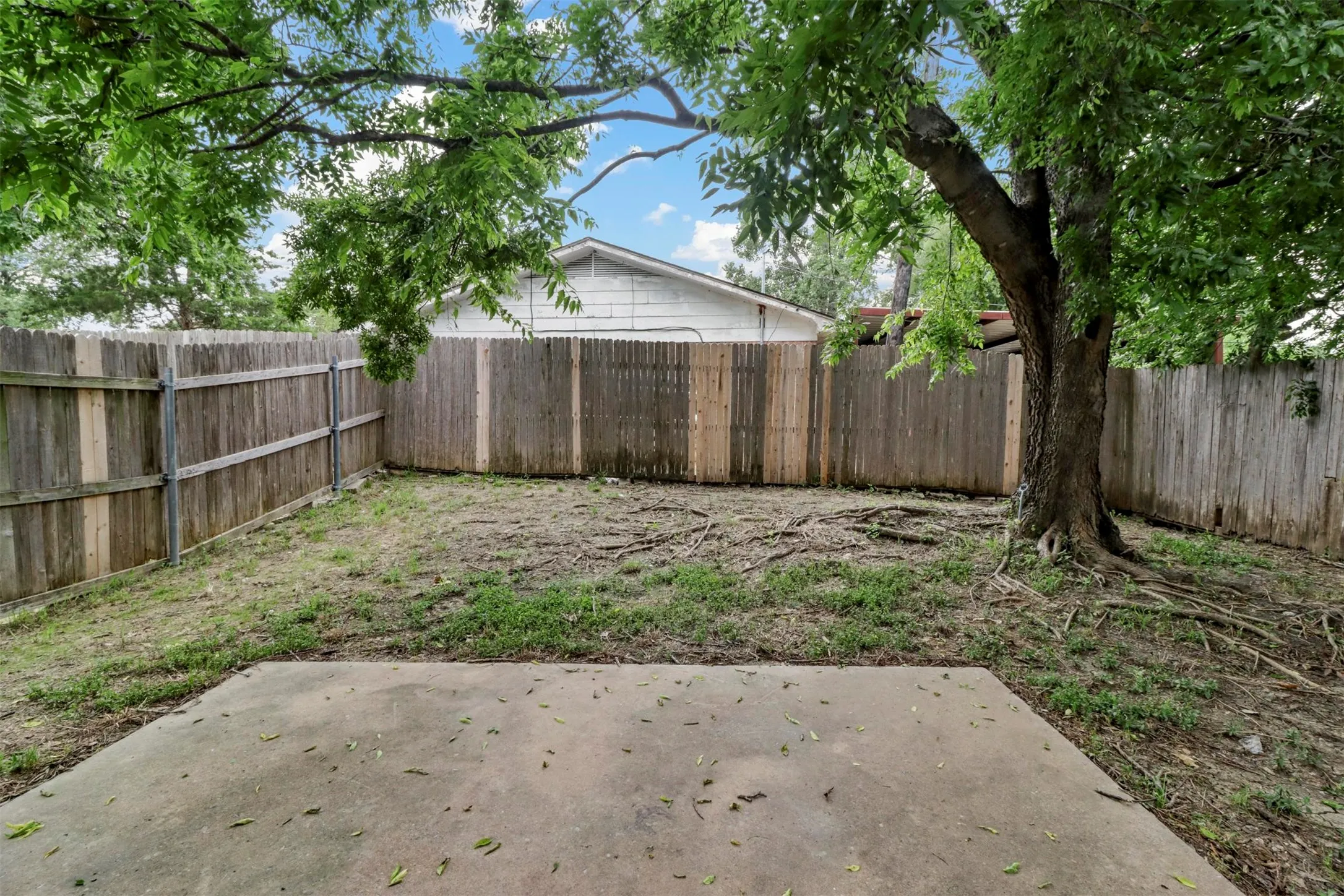 Duplex For Rent in Collin County , 931 Parkplace Ridge, Princeton, Texas 75407, 3 Bedroom, 3 Bathroom, 1 Garage spaces, 1,527 Sqft, built in 2008, mls#21378217, Real Estate Agent in Princeton, Homes For Rent in Collin county, Homes For Rent in Princeton, Realtor in Princeton Texas, Real Estate Brokerage Independent Realty Texas, Luminita Cordes Realtor