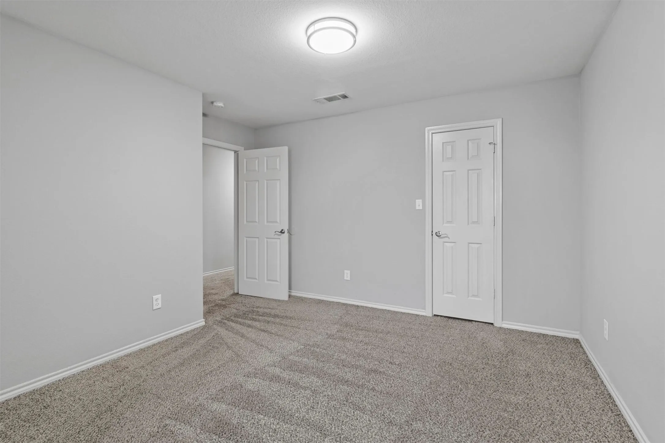 Duplex For Rent in Collin County , 931 Parkplace Ridge, Princeton, Texas 75407, 3 Bedroom, 3 Bathroom, 1 Garage spaces, 1,527 Sqft, built in 2008, mls#21378217, Real Estate Agent in Princeton, Homes For Rent in Collin county, Homes For Rent in Princeton, Realtor in Princeton Texas, Real Estate Brokerage Independent Realty Texas, Luminita Cordes Realtor