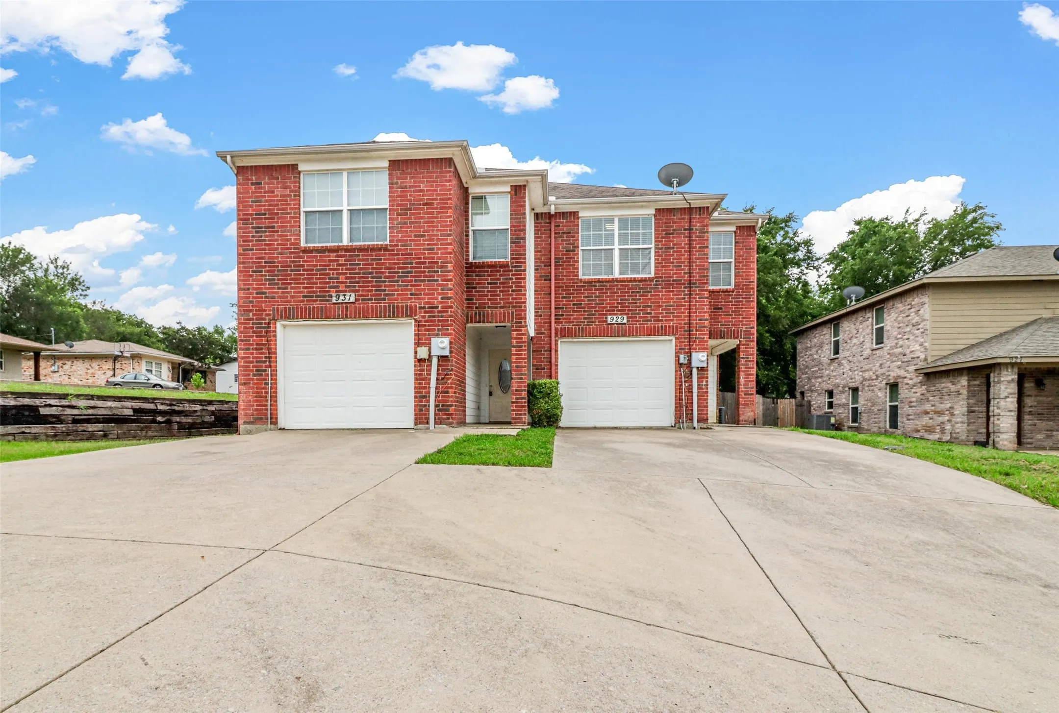 Duplex For Rent in Collin County , 931 Parkplace Ridge, Princeton, Texas 75407, 3 Bedroom, 3 Bathroom, 1 Garage spaces, 1,527 Sqft, built in 2008, mls#21378217, Real Estate Agent in Princeton, Homes For Rent in Collin county, Homes For Rent in Princeton, Realtor in Princeton Texas, Real Estate Brokerage Independent Realty Texas, Luminita Cordes Realtor