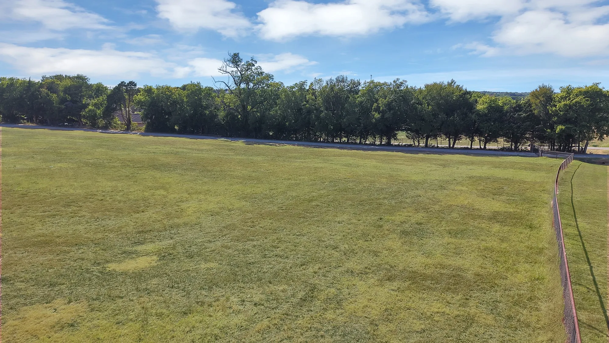 Pipe fencing borders