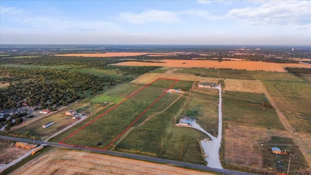 Unimproved Land For Sale in Hunt County , 463 County Road 1063, Greenville, Texas 75401, 0, 0, Garage spaces, 0 Sqft, built in 0, mls#21378225, Real Estate Agent in Greenville, Homes For Sale in Hunt county, Homes For Sale in Greenville, Realtor in Greenville Texas, Real Estate Brokerage Independent Realty Texas, Luminita Cordes Realtor