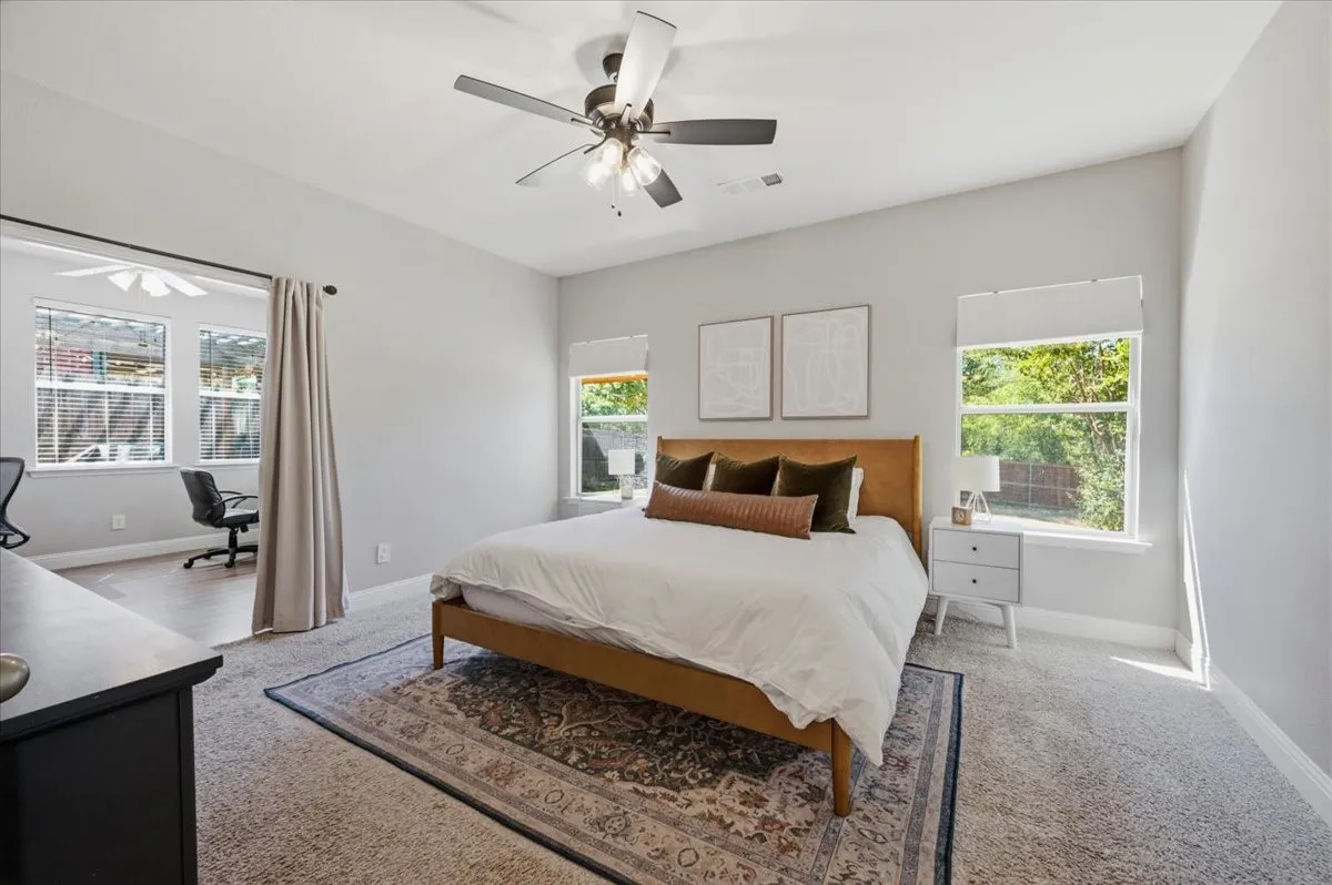 Single Family Residence For Sale in Tarrant County , 10437 Bradshaw Drive, Fort Worth, Texas 76108, 3 Bedroom, 2 Bathroom, 2 Garage spaces, 1,930 Sqft, built in 2006, mls#21376758, Real Estate Agent in Fort Worth, Homes For Sale in Tarrant county, Homes For Sale in Fort Worth, Realtor in Fort Worth Texas, Real Estate Brokerage Independent Realty Texas, Luminita Cordes Realtor