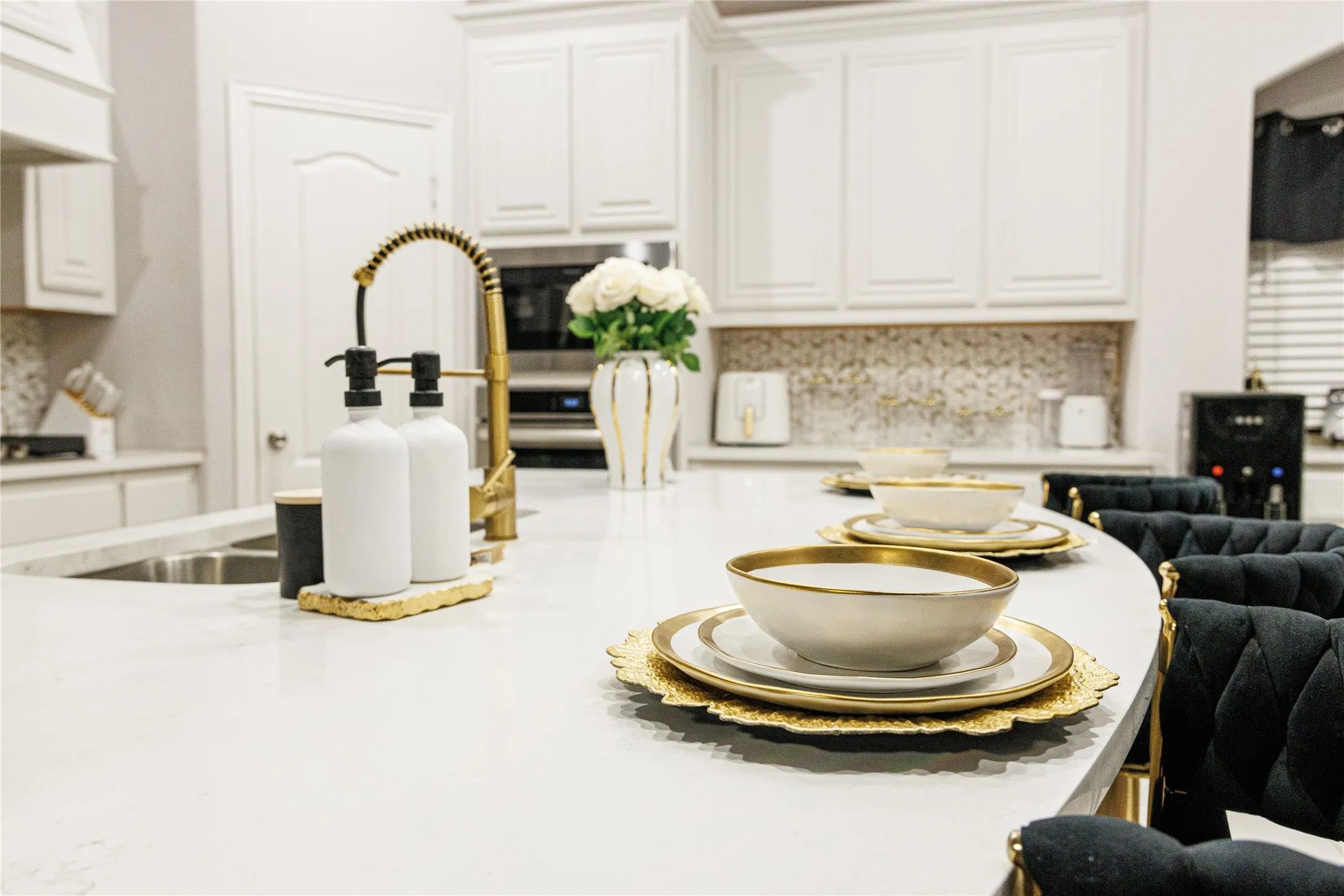 Another kitchen angle