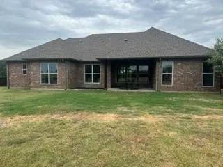 Single Family Residence For Sale in Navarro County , 129 Turnberry Lane, Corsicana, Texas 75110, 4 Bedroom, 4 Bathroom, 3 Garage spaces, 2,900 Sqft, built in 2013, mls#21378089, Real Estate Agent in Corsicana, Homes For Sale in Navarro county, Homes For Sale in Corsicana, Realtor in Corsicana Texas, Real Estate Brokerage Independent Realty Texas, Luminita Cordes Realtor