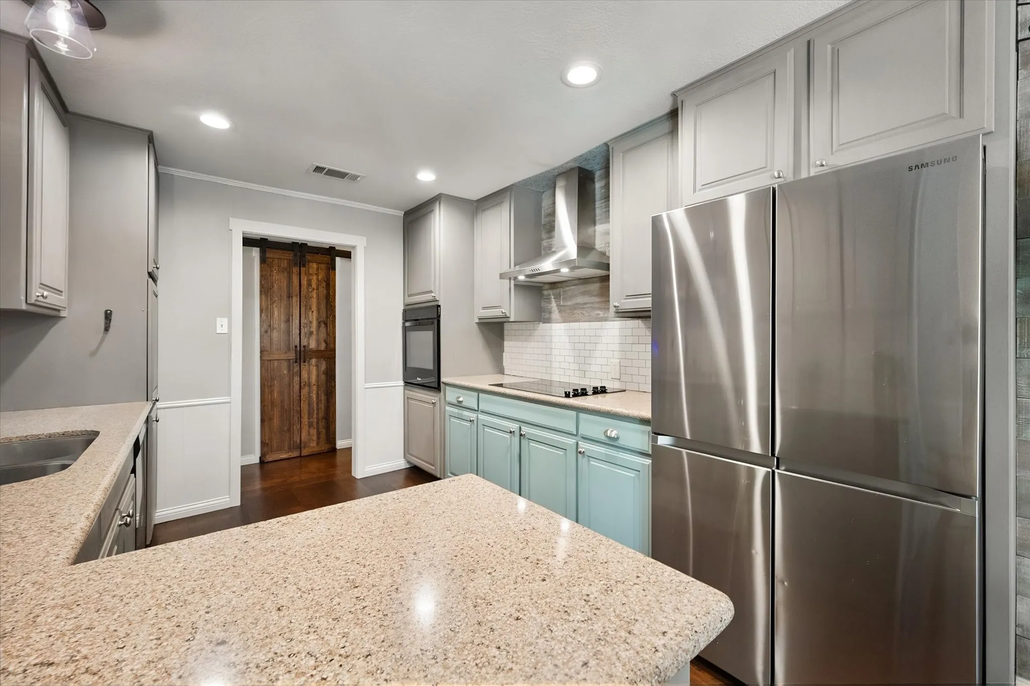 Single Family Residence For Sale in Tarrant County , 2709 Burnwood Court, Arlington, Texas 76016, 4 Bedroom, 2 Bathroom, 2 Garage spaces, 1,933 Sqft, built in 1976, mls#21375845, Real Estate Agent in Arlington, Homes For Sale in Tarrant county, Homes For Sale in Arlington, Realtor in Arlington Texas, Real Estate Brokerage Independent Realty Texas, Luminita Cordes Realtor