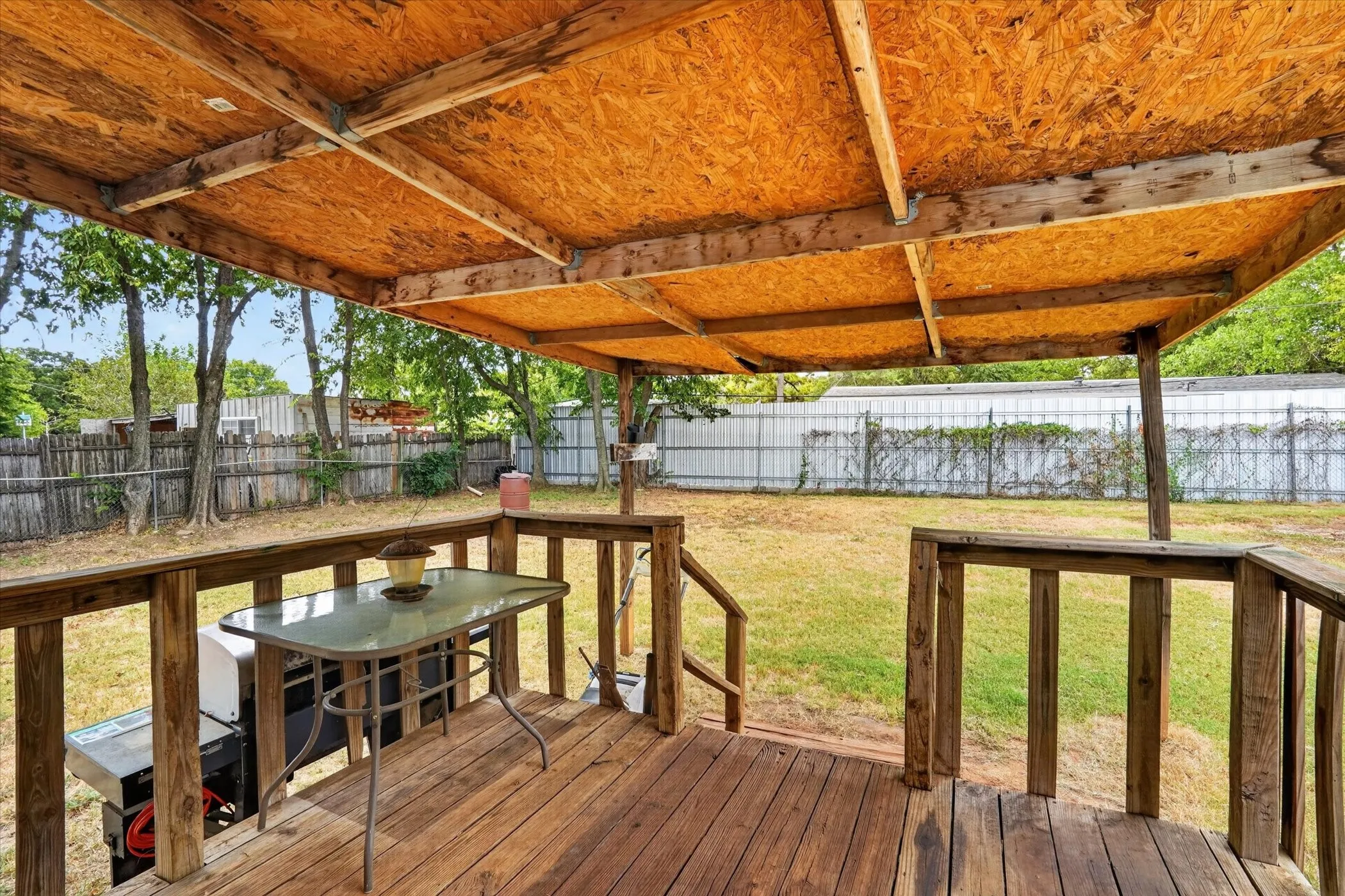 Mobile Home For Sale in Tarrant County , 2032 Dorothy Drive, Burleson, Texas 76028, 3 Bedroom, 2 Bathroom, Garage spaces, 1,568 Sqft, built in 2007, mls#21357895, Real Estate Agent in Burleson, Homes For Sale in Tarrant county, Homes For Sale in Burleson, Realtor in Burleson Texas, Real Estate Brokerage Independent Realty Texas, Luminita Cordes Realtor