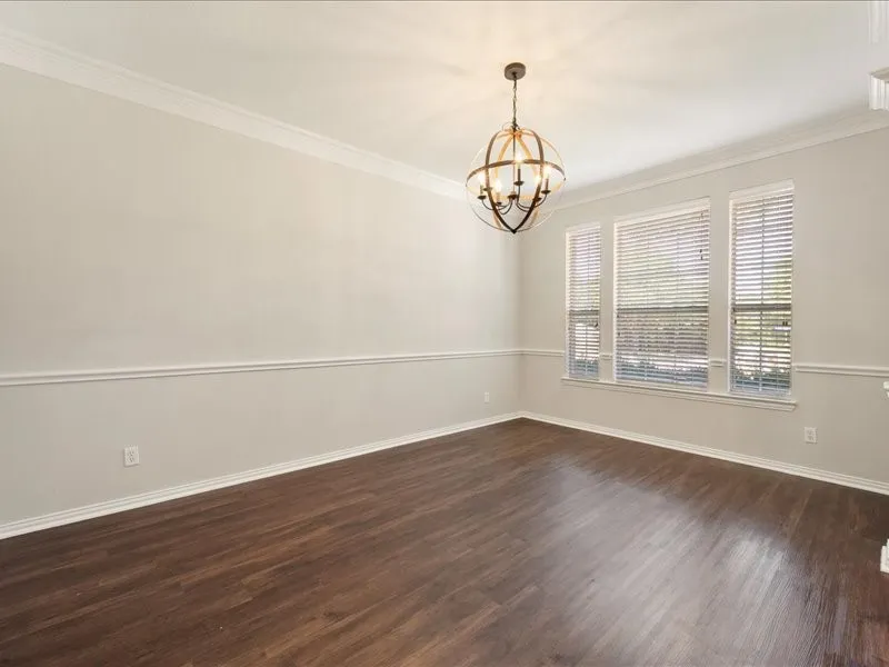 Single Family Residence For Sale in Tarrant County , 2014 Marie Weldon Lane, Arlington, Texas 76001, 4 Bedroom, 4 Bathroom, 2 Garage spaces, 2,819 Sqft, built in 2001, mls#21378244, Real Estate Agent in Arlington, Homes For Sale in Tarrant county, Homes For Sale in Arlington, Realtor in Arlington Texas, Real Estate Brokerage Independent Realty Texas, Luminita Cordes Realtor
