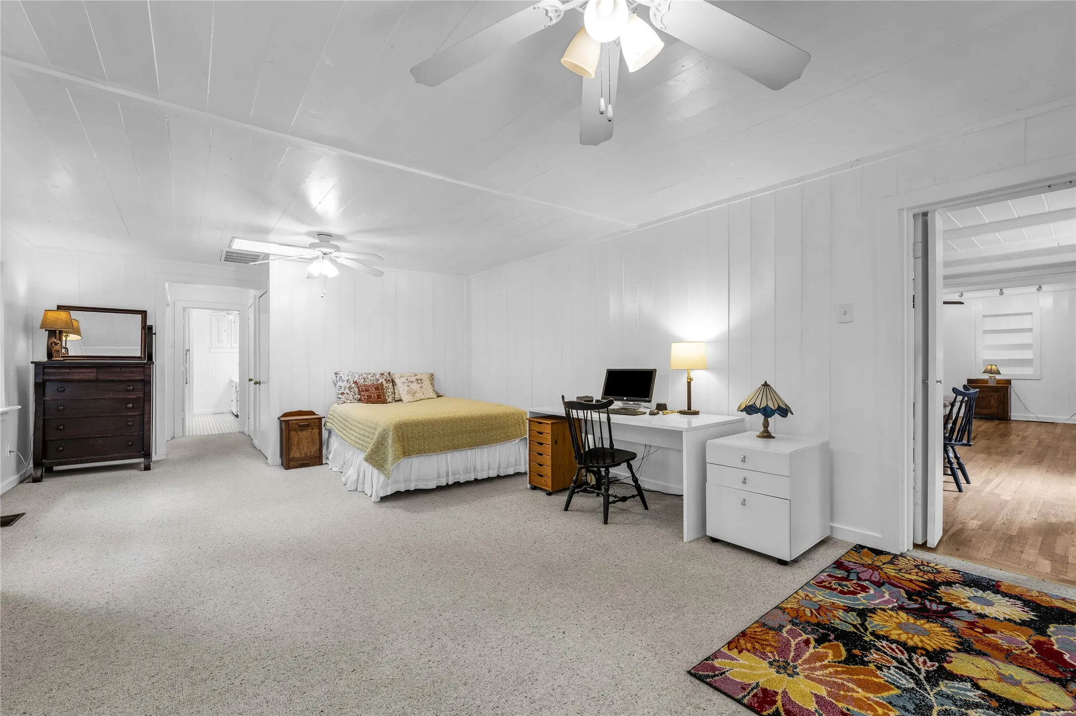 Single Family Residence For Sale in Bosque County , 279 County Road 1710, Clifton, Texas 76634, 3 Bedroom, 3 Bathroom, Garage spaces, 2,906 Sqft, built in 1960, mls#21363994, Real Estate Agent in Clifton, Homes For Sale in Bosque county, Homes For Sale in Clifton, Realtor in Clifton Texas, Real Estate Brokerage Independent Realty Texas, Luminita Cordes Realtor