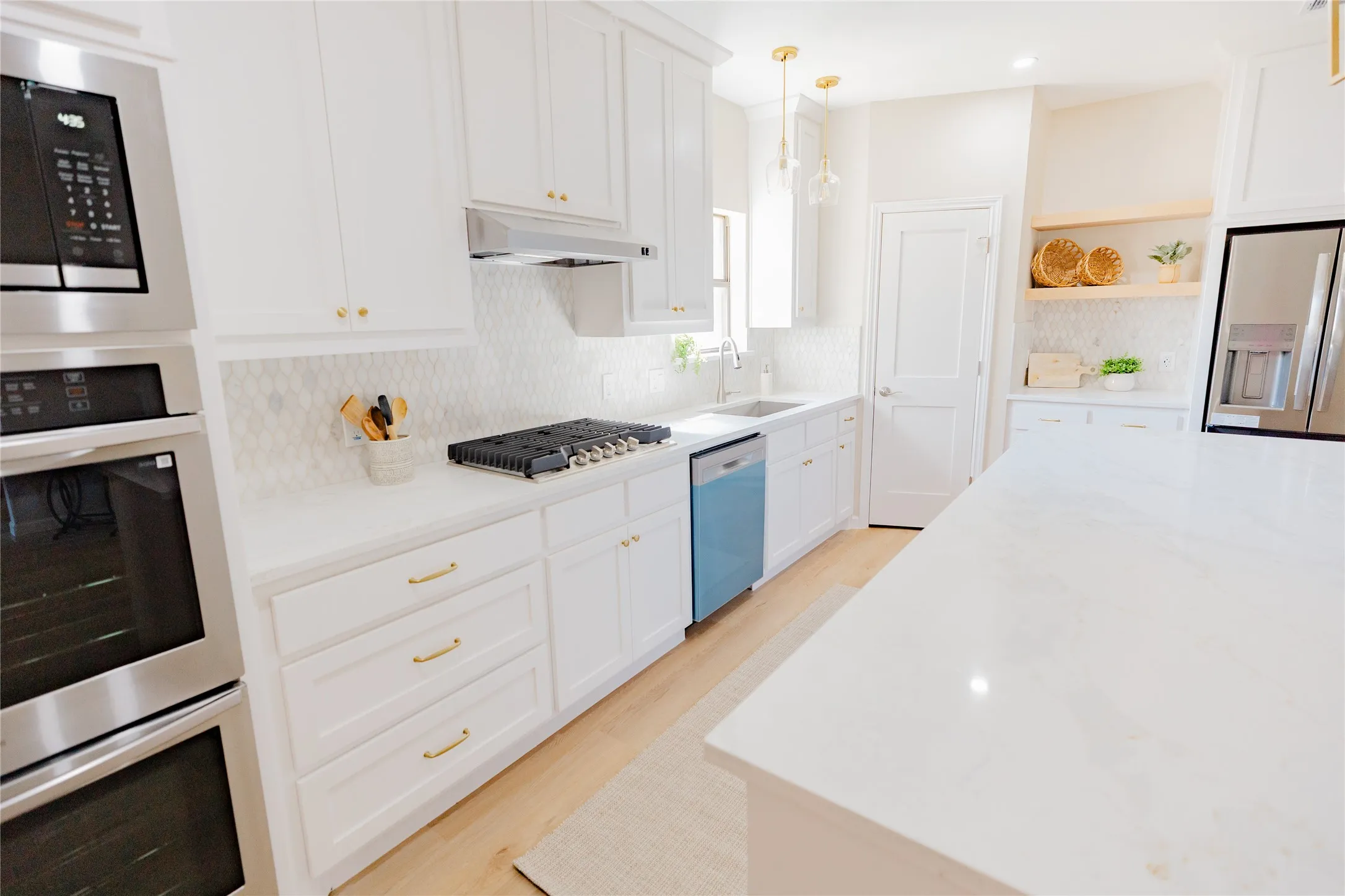 Single Family Residence For Sale in Dallas County , 193 Simmons Drive, Coppell, Texas 75019, 3 Bedroom, 2 Bathroom, 2 Garage spaces, 1,855 Sqft, built in 1983, mls#21376366, Real Estate Agent in Coppell, Homes For Sale in Dallas county, Homes For Sale in Coppell, Realtor in Coppell Texas, Real Estate Brokerage Independent Realty Texas, Luminita Cordes Realtor