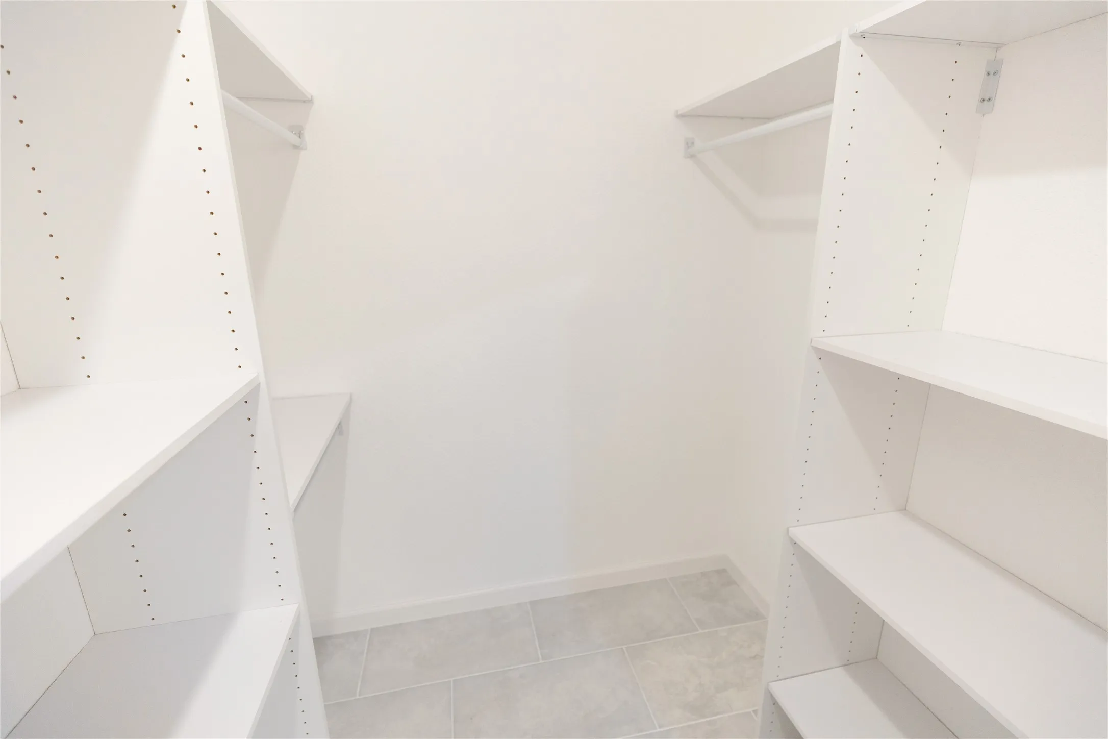 Single Family Residence For Sale in Dallas County , 193 Simmons Drive, Coppell, Texas 75019, 3 Bedroom, 2 Bathroom, 2 Garage spaces, 1,855 Sqft, built in 1983, mls#21376366, Real Estate Agent in Coppell, Homes For Sale in Dallas county, Homes For Sale in Coppell, Realtor in Coppell Texas, Real Estate Brokerage Independent Realty Texas, Luminita Cordes Realtor