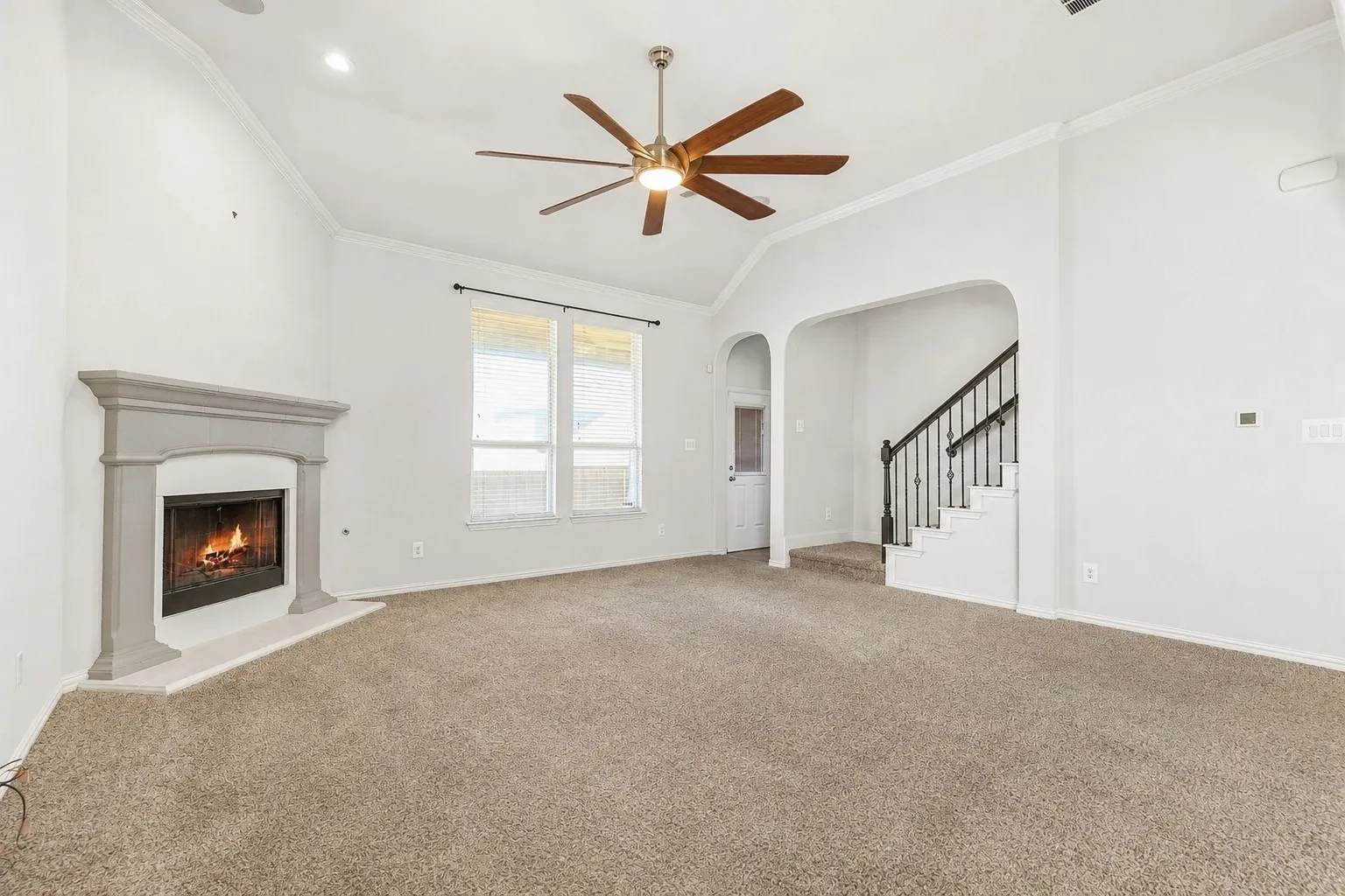 Single Family Residence For Sale in Tarrant County , 9921 Tule Lake Road, Fort Worth, Texas 76177, 4 Bedroom, 4 Bathroom, 2 Garage spaces, 3,233 Sqft, built in 2017, mls#21376766, Real Estate Agent in Fort Worth, Homes For Sale in Tarrant county, Homes For Sale in Fort Worth, Realtor in Fort Worth Texas, Real Estate Brokerage Independent Realty Texas, Luminita Cordes Realtor