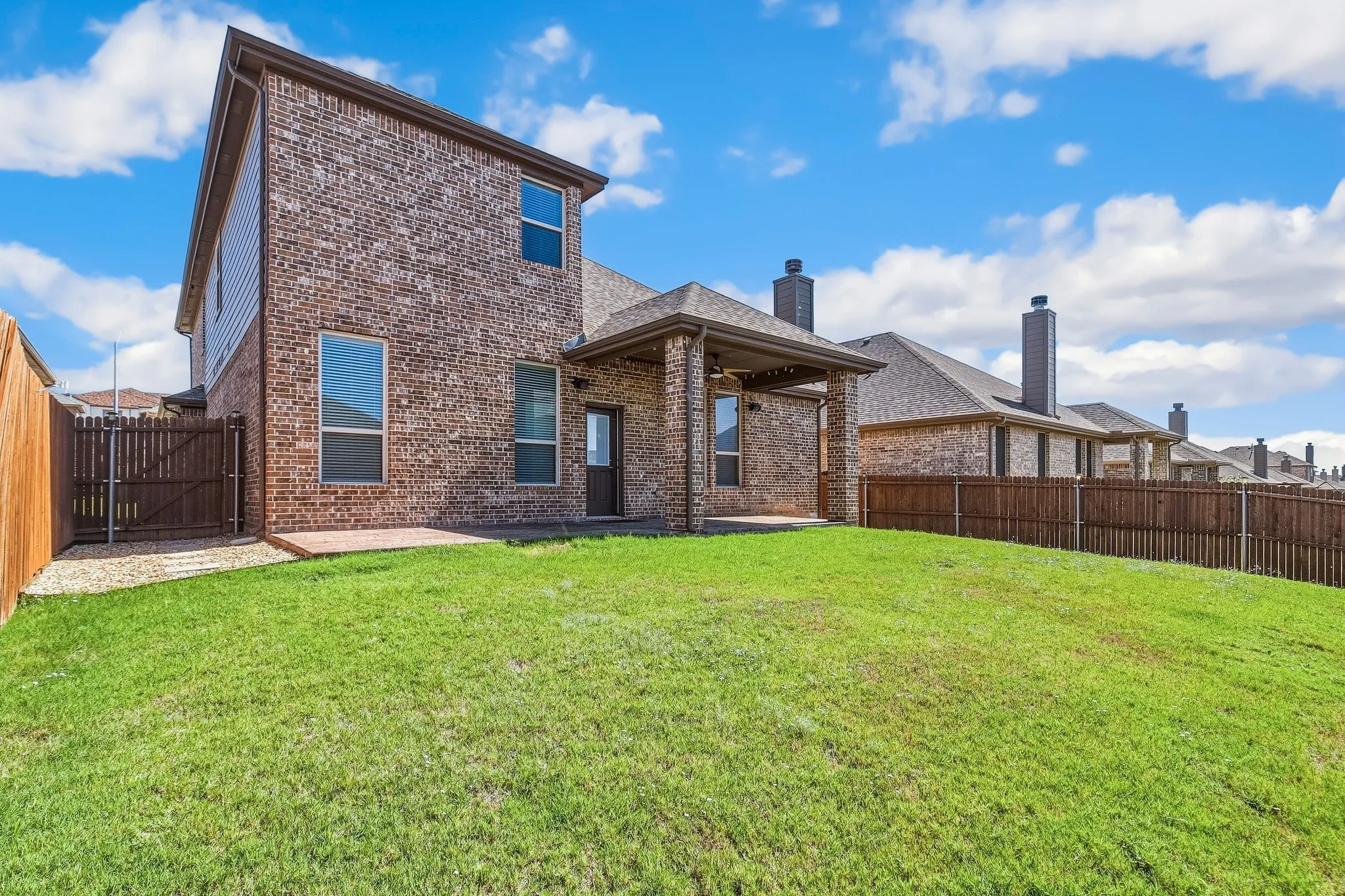 Single Family Residence For Sale in Tarrant County , 9921 Tule Lake Road, Fort Worth, Texas 76177, 4 Bedroom, 4 Bathroom, 2 Garage spaces, 3,233 Sqft, built in 2017, mls#21376766, Real Estate Agent in Fort Worth, Homes For Sale in Tarrant county, Homes For Sale in Fort Worth, Realtor in Fort Worth Texas, Real Estate Brokerage Independent Realty Texas, Luminita Cordes Realtor